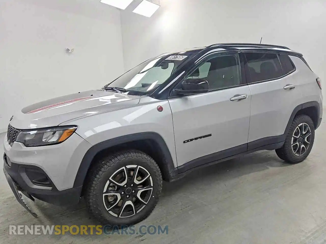 1 Photograph of a damaged car 3C4NJDDN6ST559333 JEEP COMPASS 2025