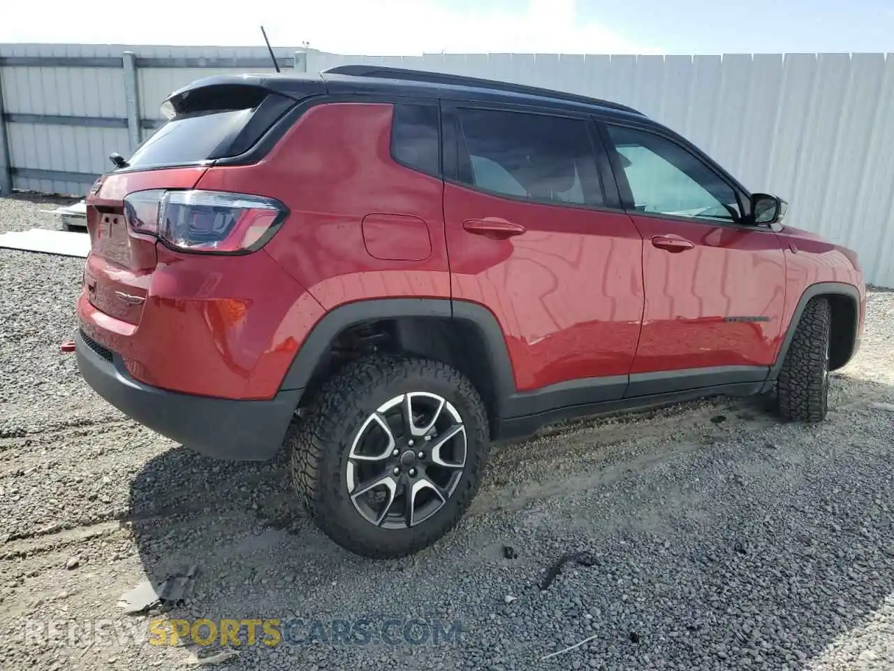 3 Фотография поврежденного автомобиля 3C4NJDDN7ST536658 JEEP COMPASS 2025