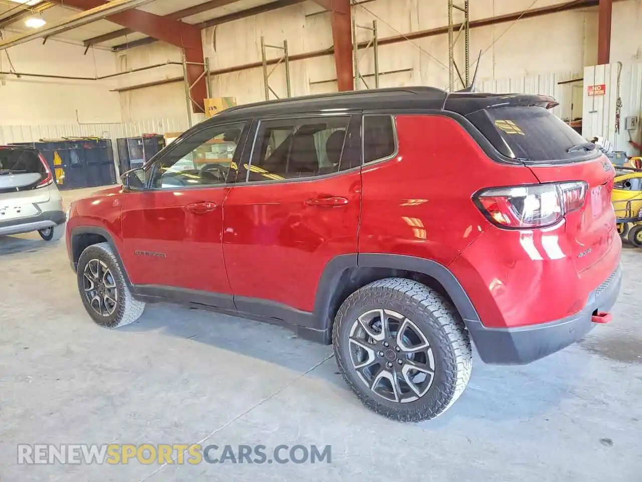 2 Photograph of a damaged car 3C4NJDDN7ST593491 JEEP COMPASS 2025
