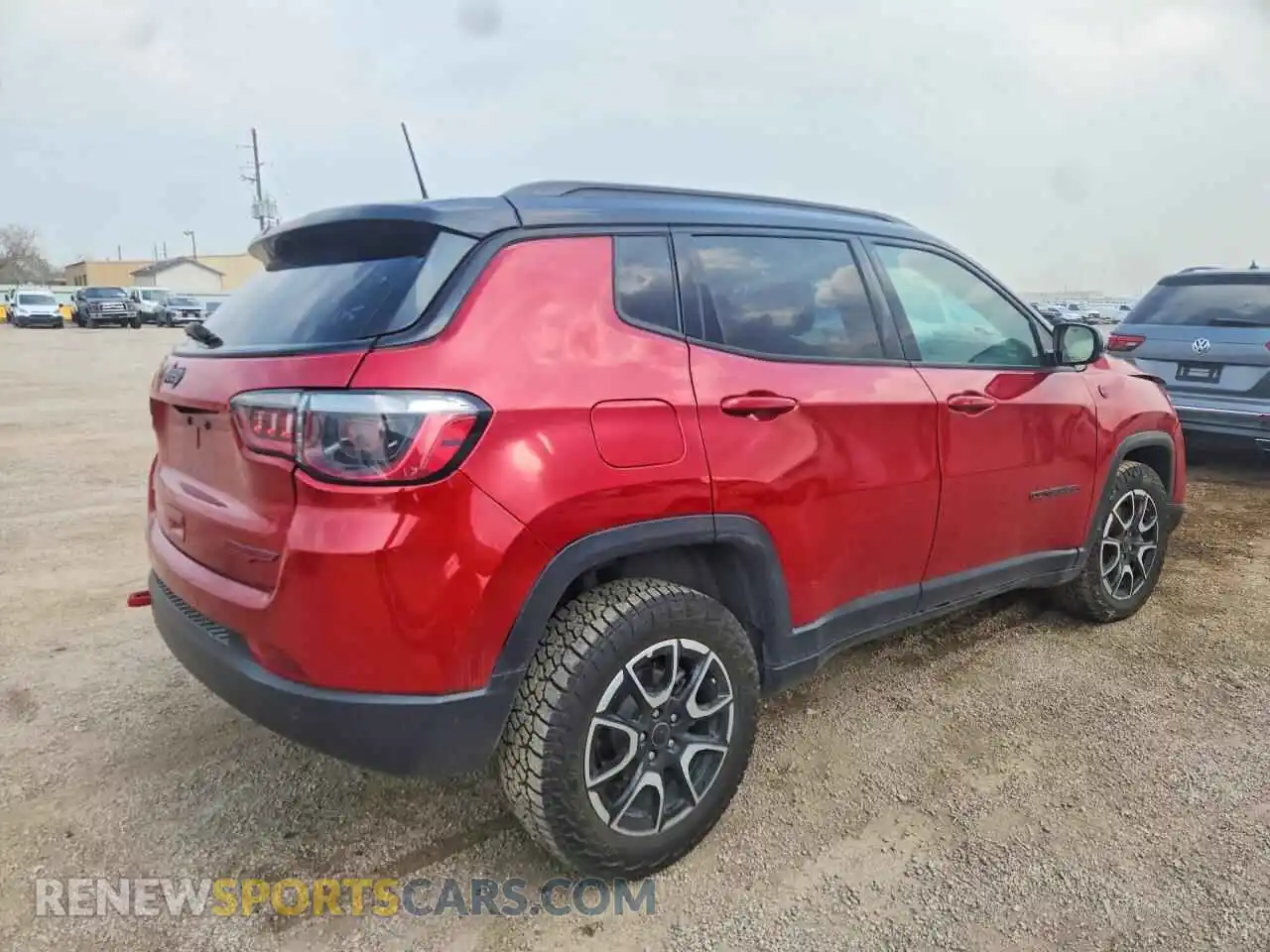 3 Photograph of a damaged car 3C4NJDDN9ST524155 JEEP COMPASS 2025