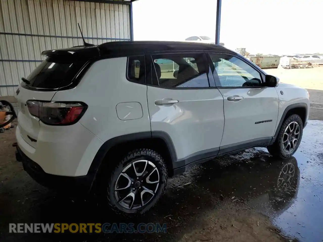 3 Photograph of a damaged car 3C4NJDDN9ST525032 JEEP COMPASS 2025