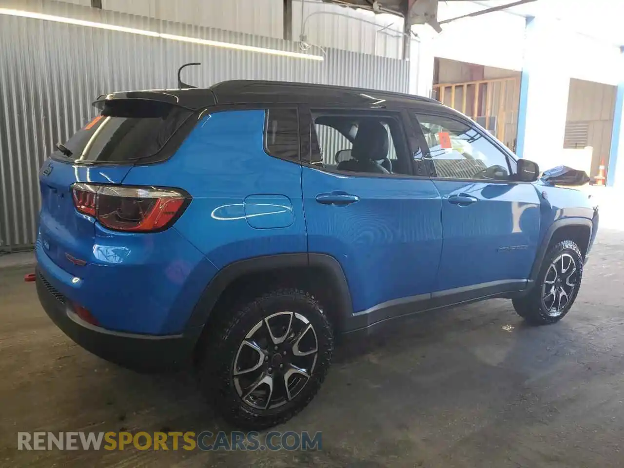 3 Photograph of a damaged car 3C4NJDDN9ST536662 JEEP COMPASS 2025
