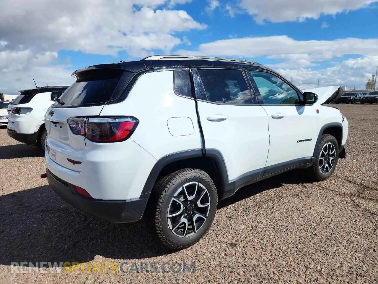 3 Фотография поврежденного автомобиля 3C4NJDDNXST507347 JEEP COMPASS 2025