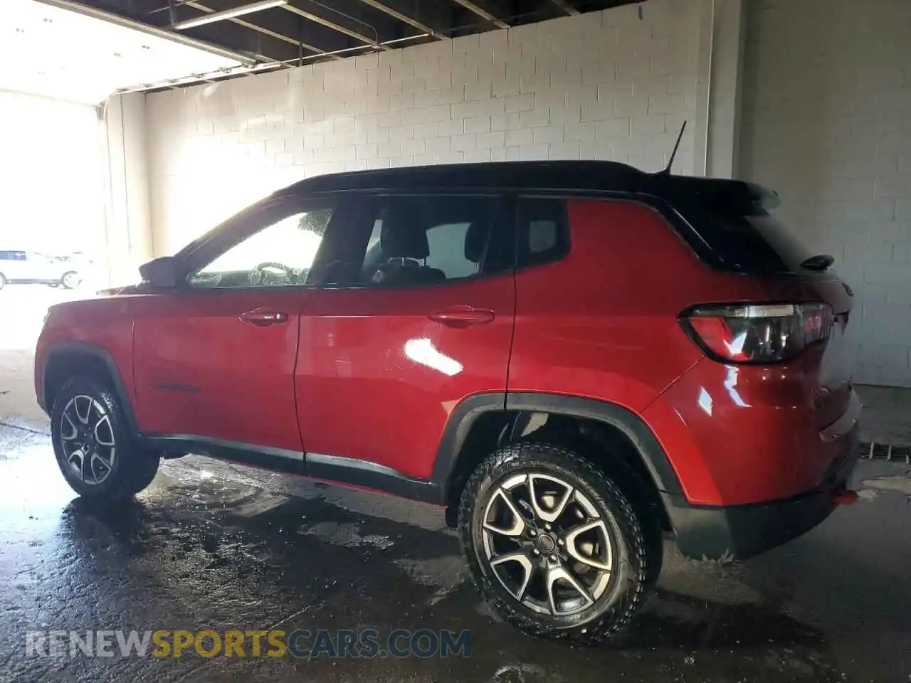 2 Photograph of a damaged car 3C4NJDDNXST523628 JEEP COMPASS 2025