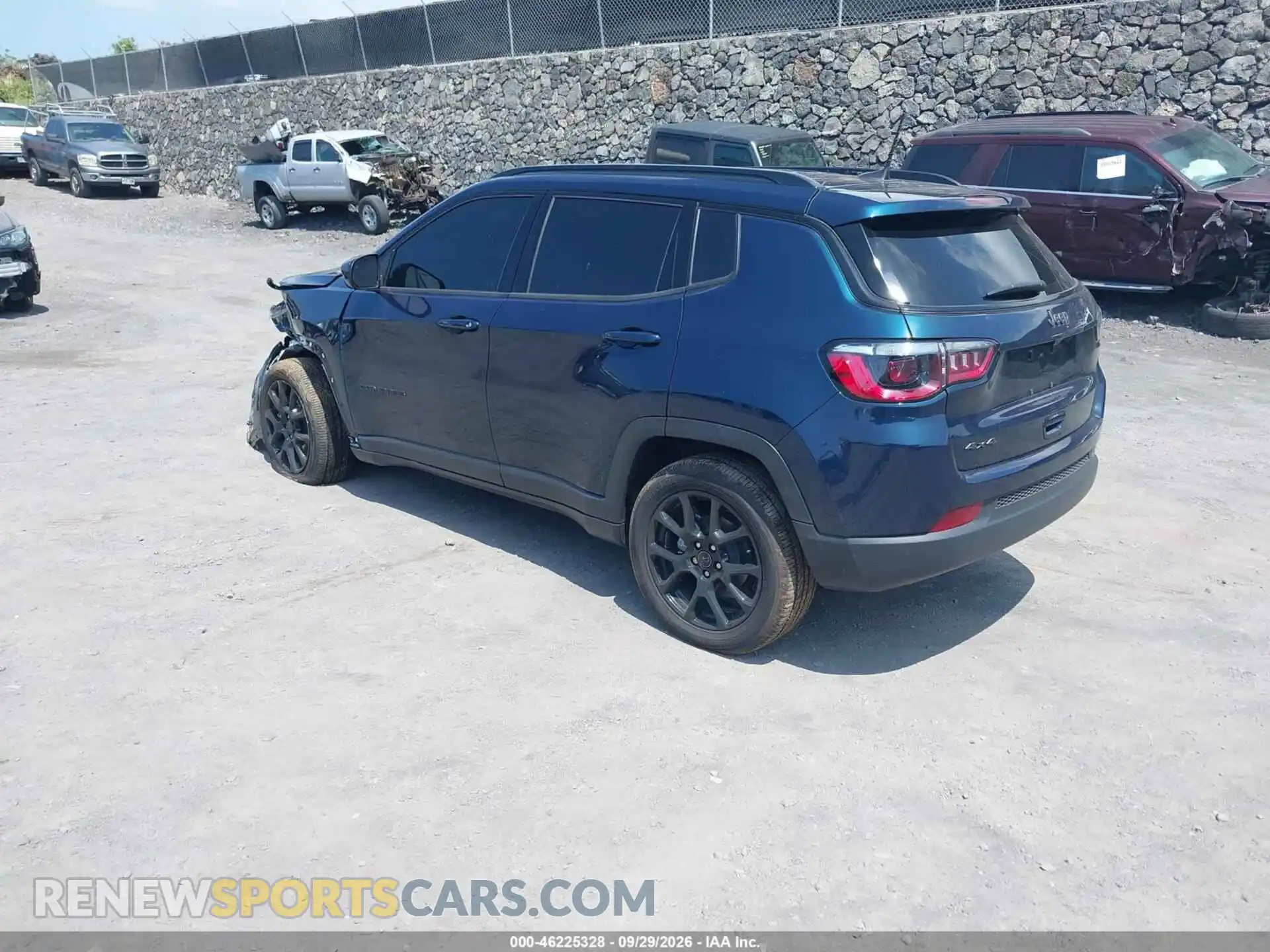 3 Фотография поврежденного автомобиля 3C4NJDBN4TT253560 JEEP COMPASS 2026