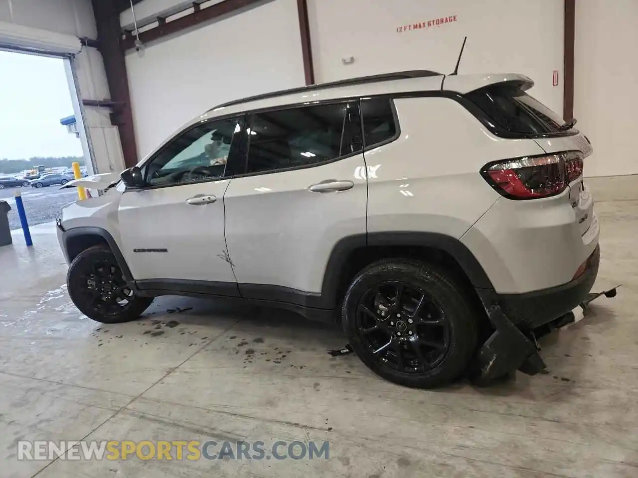 3 Photograph of a damaged car 3C4NJDBN8TT266425 JEEP COMPASS 2026