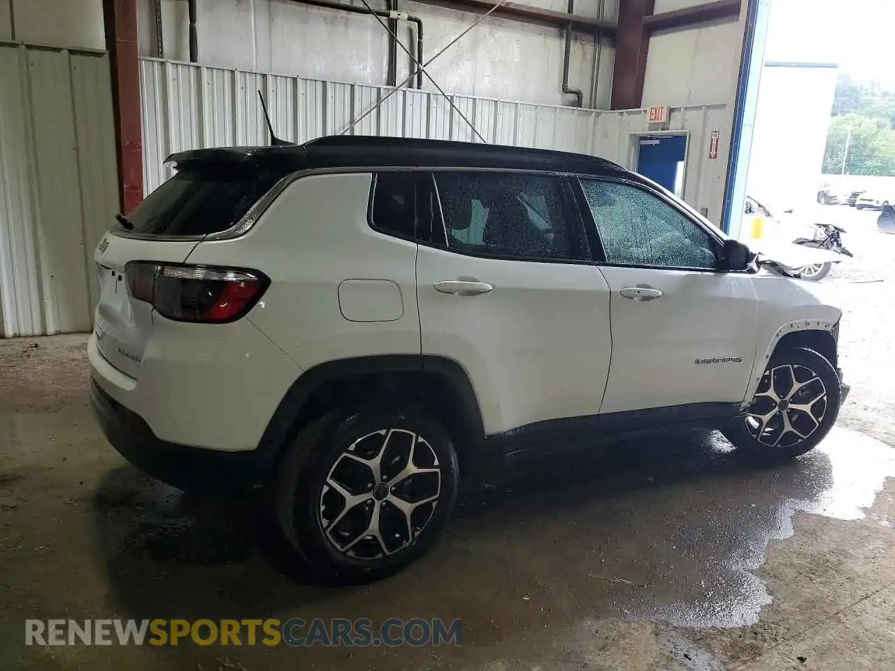 3 Фотография поврежденного автомобиля 3C4NJDCN1TT186656 JEEP COMPASS 2026