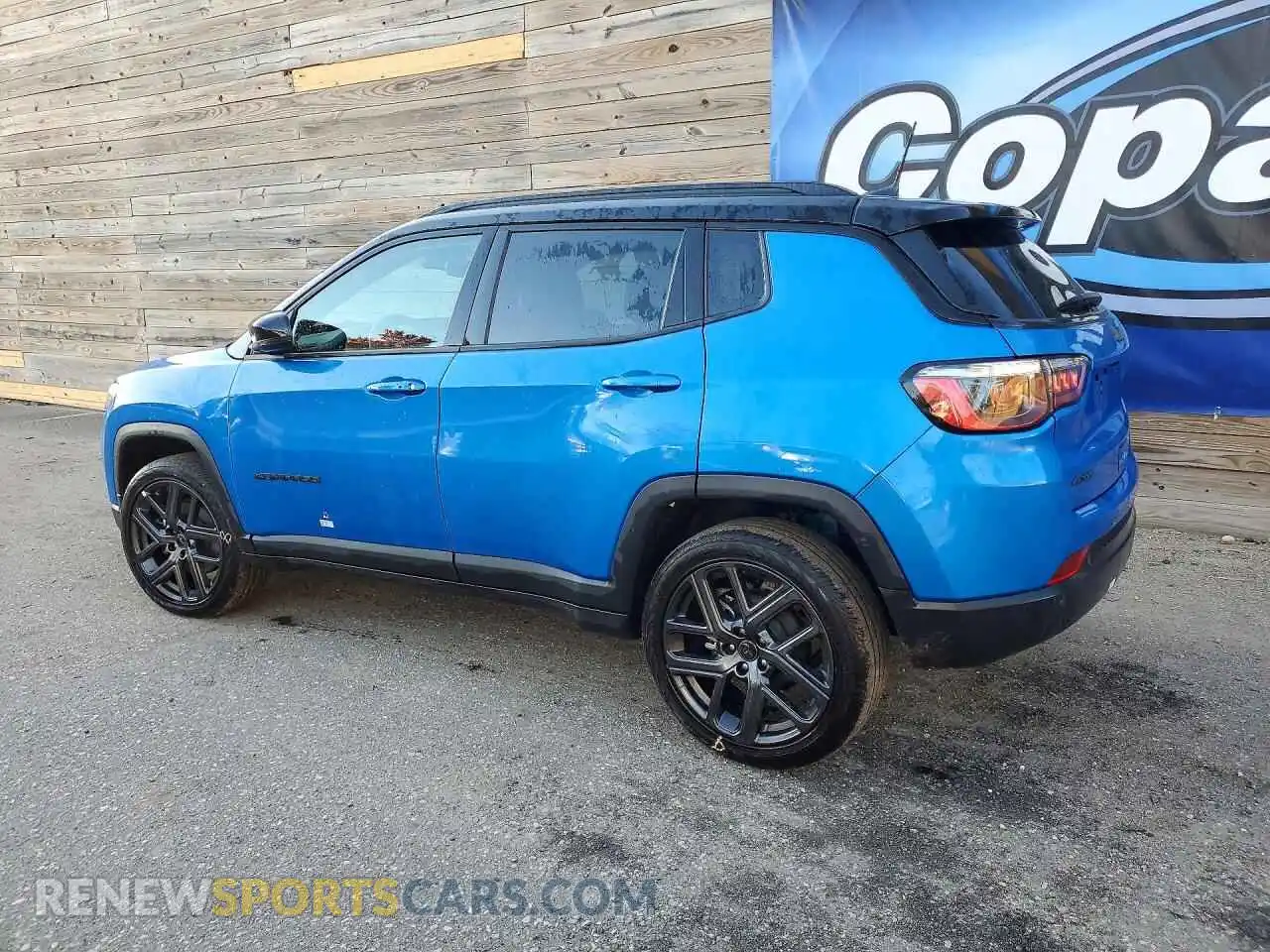 2 Photograph of a damaged car 3C4NJDCN1TT247004 JEEP COMPASS 2026