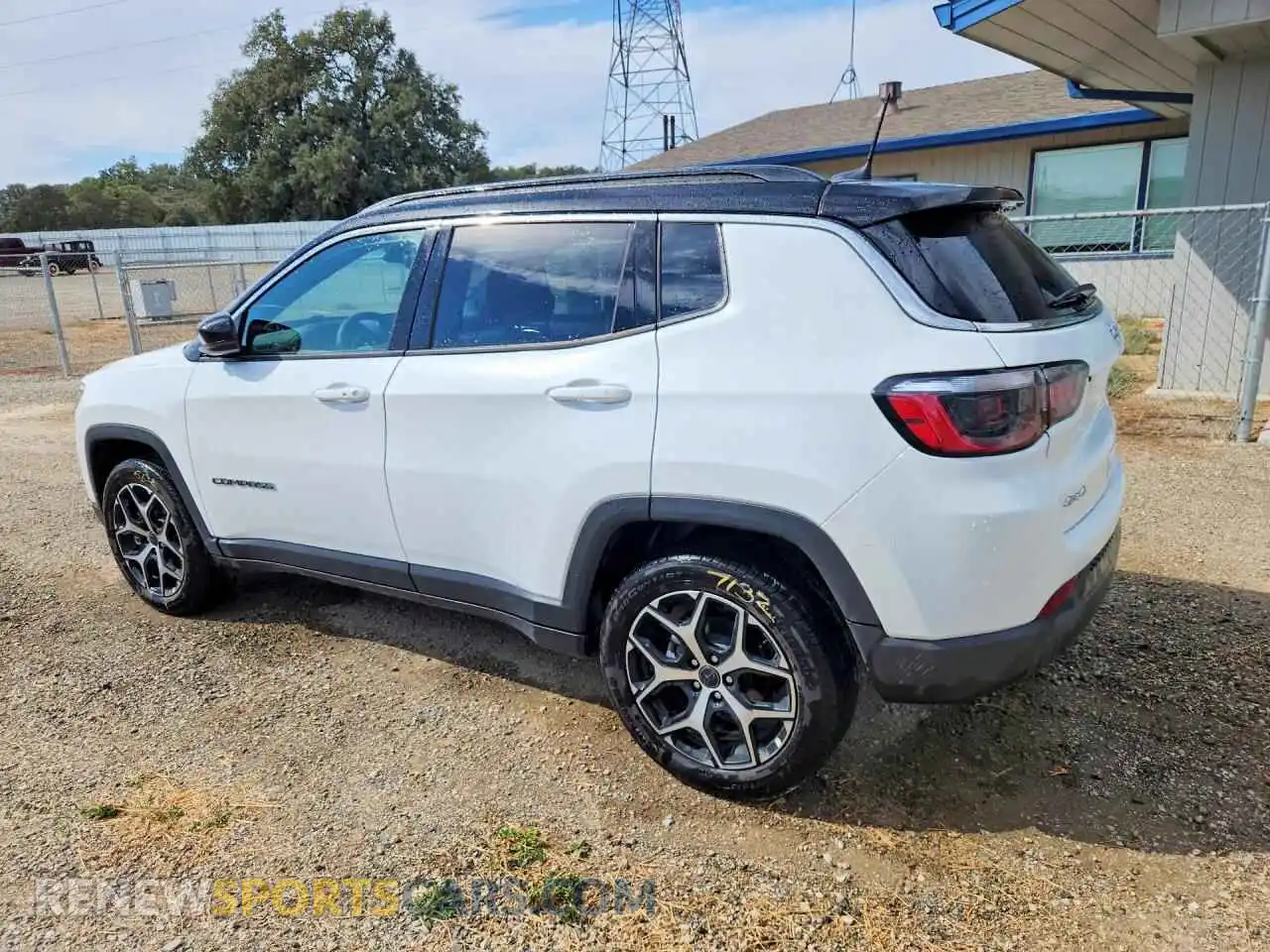 2 Photograph of a damaged car 3C4NJDCN5TT271709 JEEP COMPASS 2026