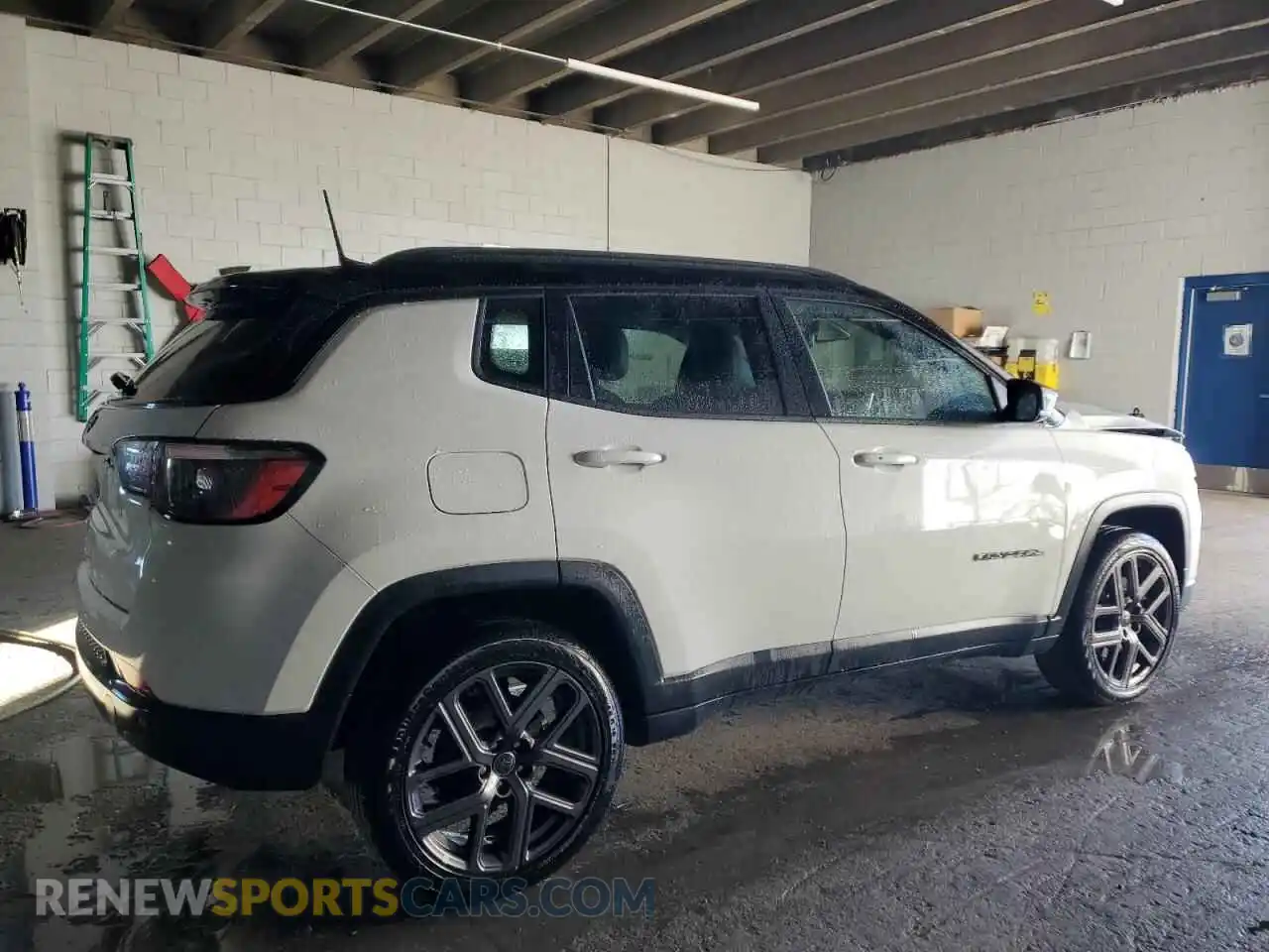 3 Photograph of a damaged car 3C4NJDCN6TT178732 JEEP COMPASS 2026