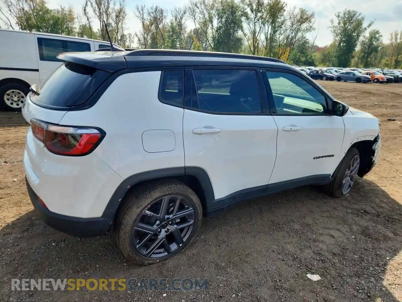 3 fotografías del automóvil dañado 3C4NJDCN6TT194736 JEEP COMPASS 2026