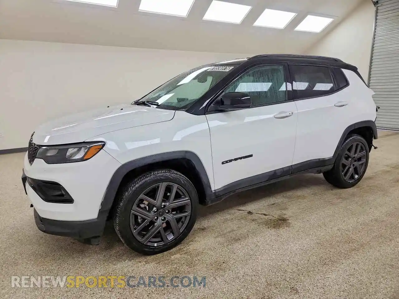1 Photograph of a damaged car 3C4NJDCN6TT270682 JEEP COMPASS 2026