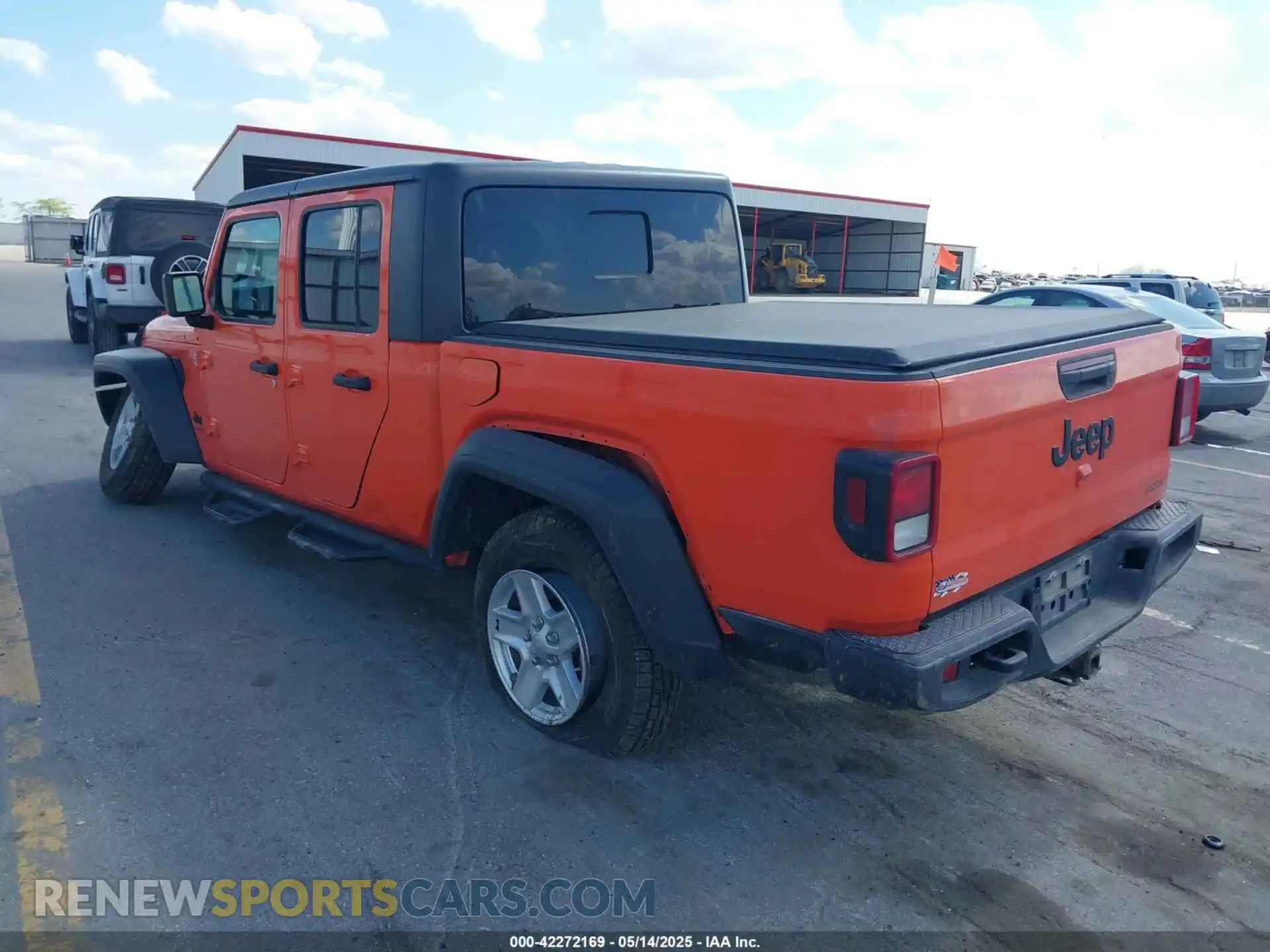 3 Photograph of a damaged car 1C6HJTAG1LL154854 JEEP GLADIATOR 2020