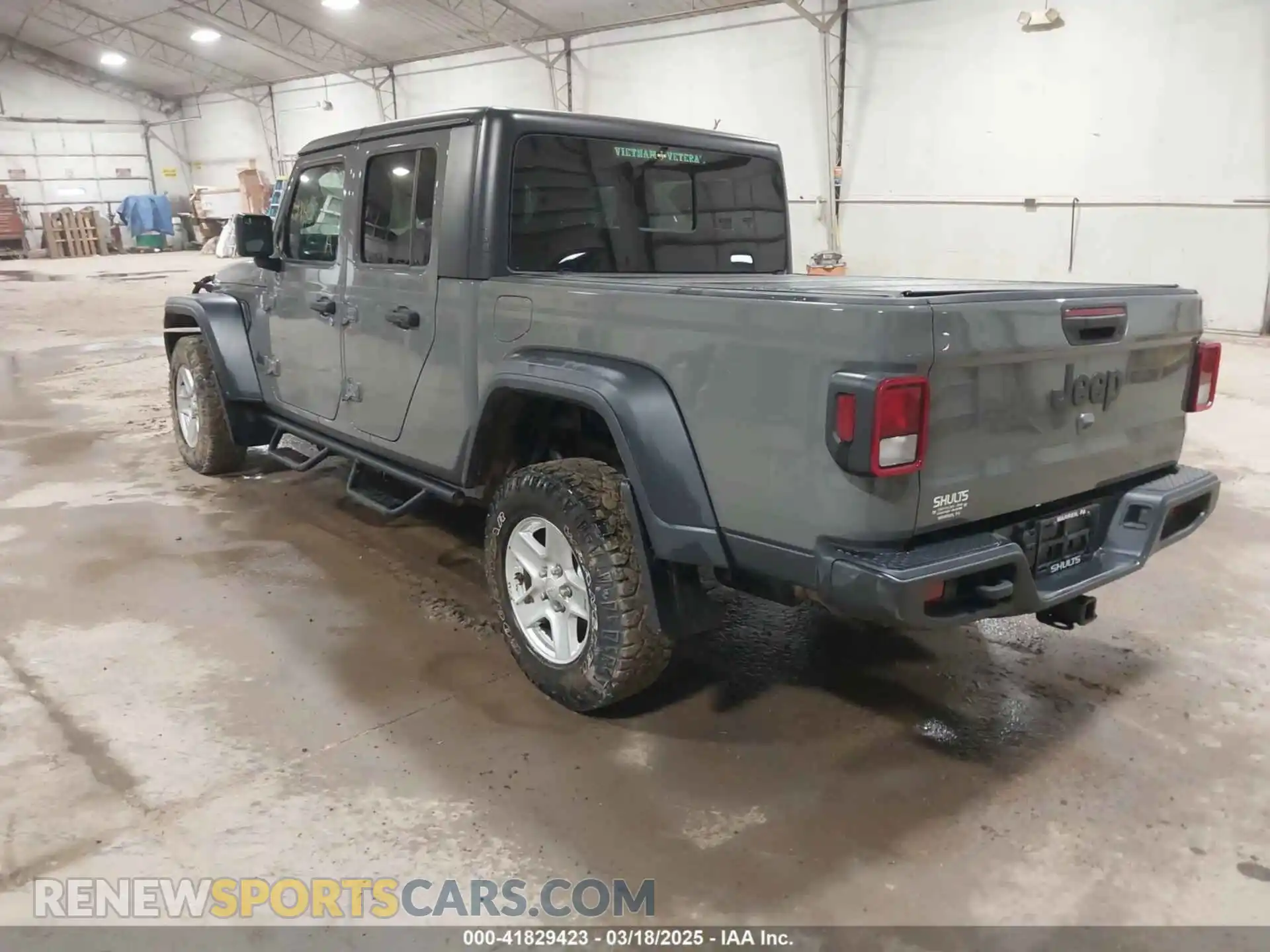 3 Photograph of a damaged car 1C6HJTAG4LL143864 JEEP GLADIATOR 2020