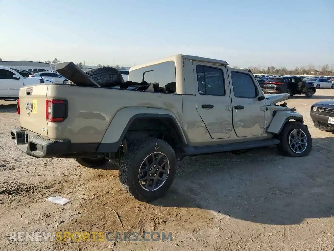 3 Photograph of a damaged car 1C6HJTFG2LL171896 JEEP GLADIATOR 2020