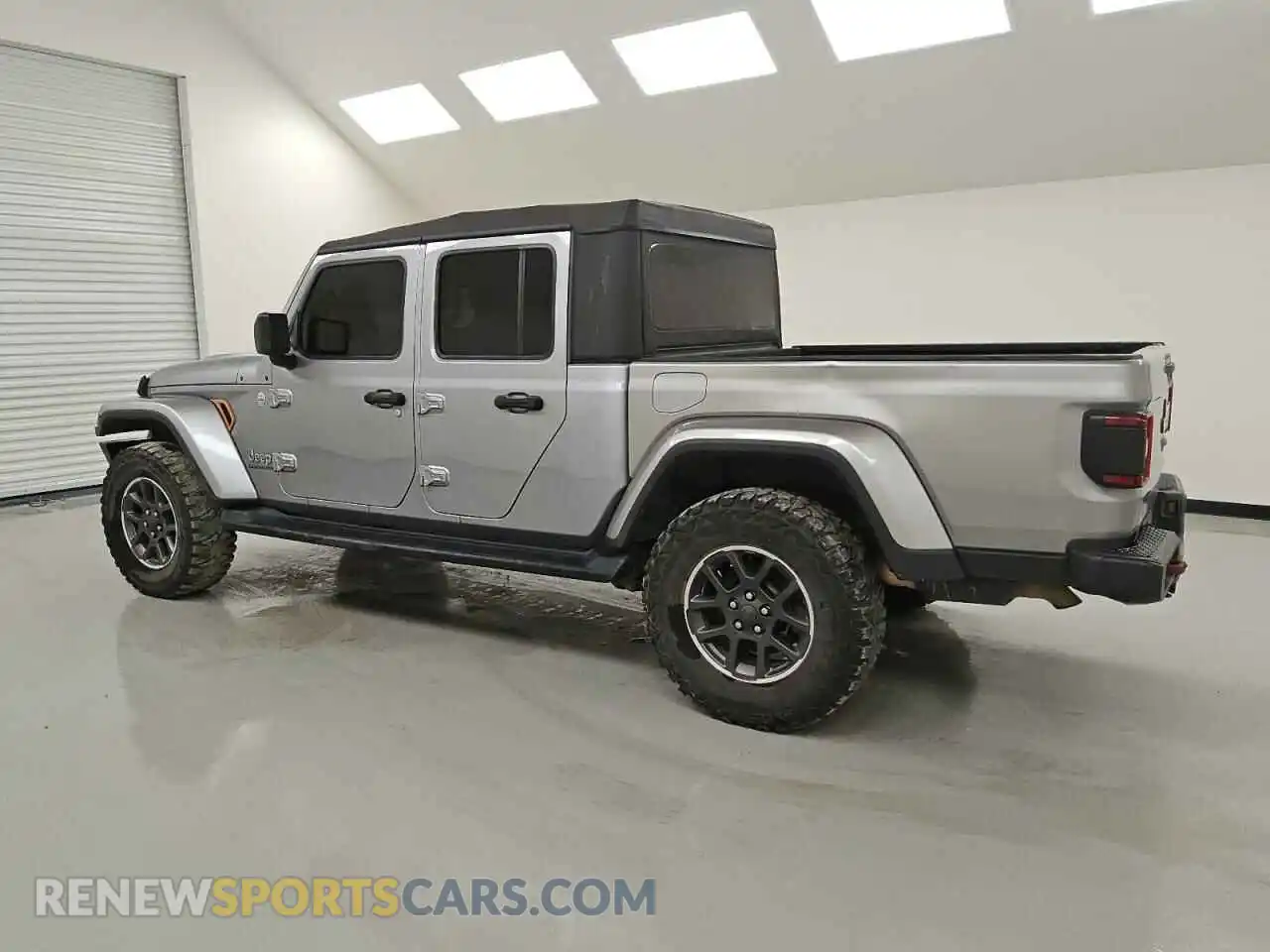 2 Photograph of a damaged car 1C6HJTFG7LL176883 JEEP GLADIATOR 2020