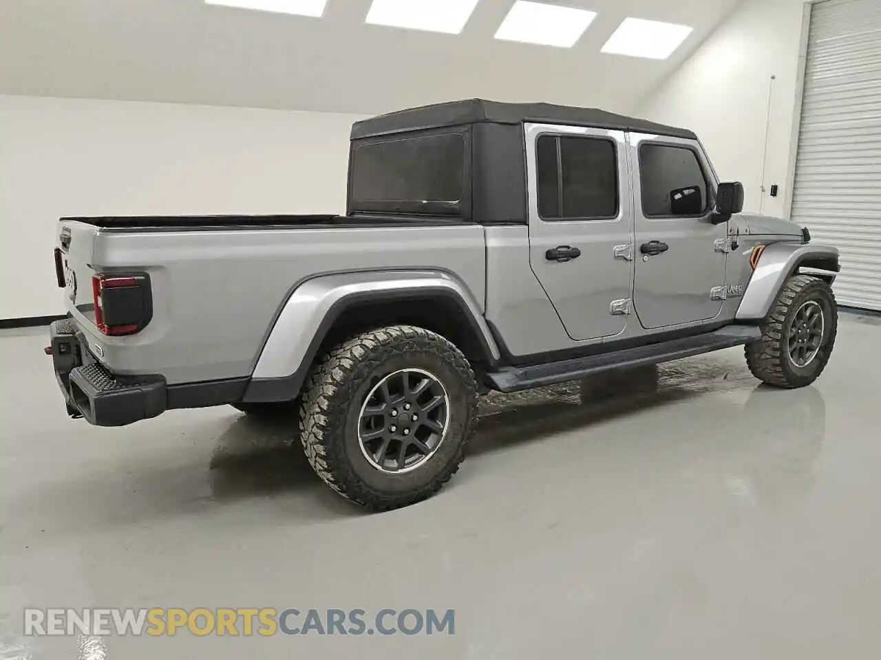 3 Photograph of a damaged car 1C6HJTFG7LL176883 JEEP GLADIATOR 2020