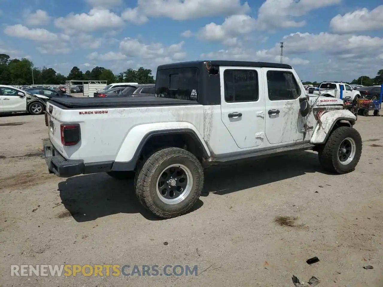 3 Photograph of a damaged car 1C6JJTAG3LL215977 JEEP GLADIATOR 2020