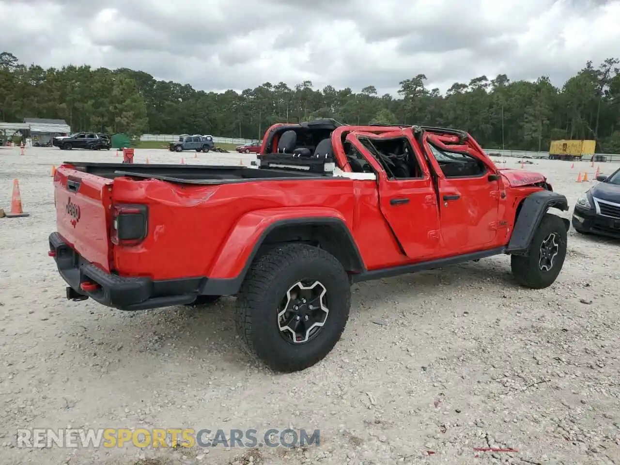 3 Photograph of a damaged car 1C6JJTBG4LL167159 JEEP GLADIATOR 2020