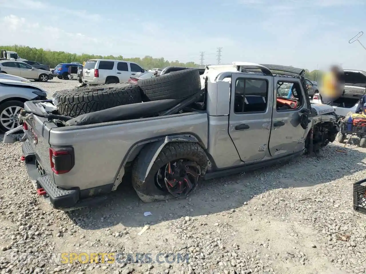 3 Photograph of a damaged car 1C6JJTBG9LL135016 JEEP GLADIATOR 2020