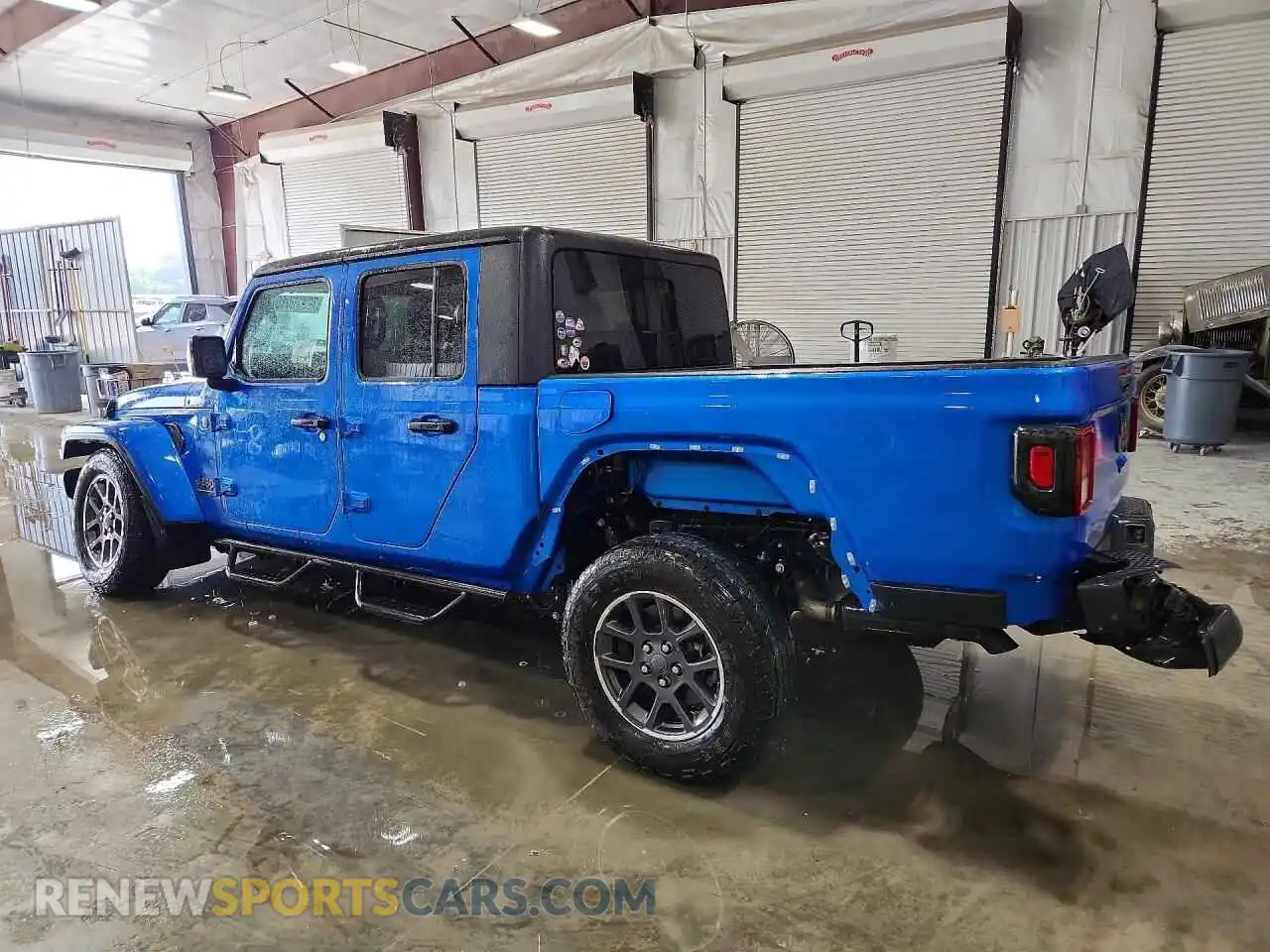 2 Photograph of a damaged car 1C6HJTAG1ML517459 JEEP GLADIATOR 2021