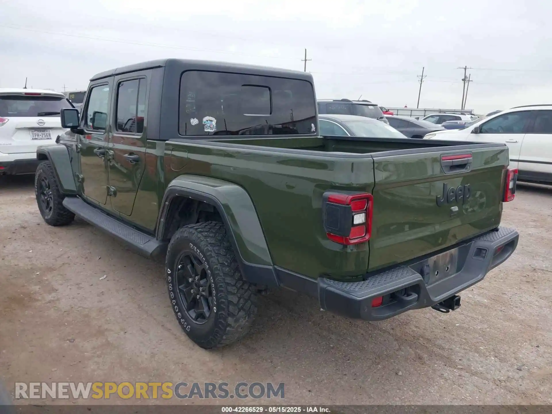 3 Photograph of a damaged car 1C6HJTAG3ML597461 JEEP GLADIATOR 2021
