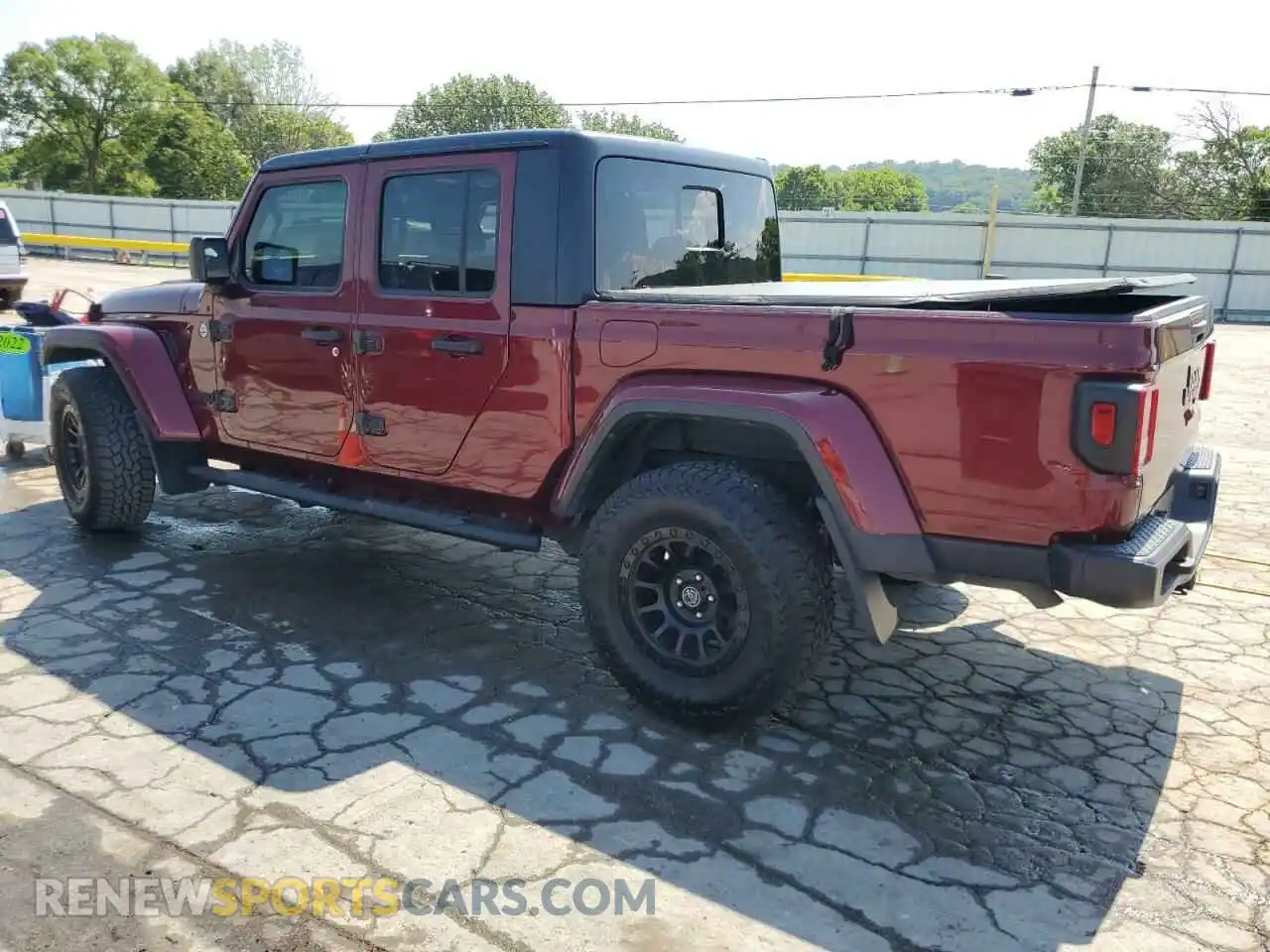 2 Photograph of a damaged car 1C6HJTAG5ML598725 JEEP GLADIATOR 2021