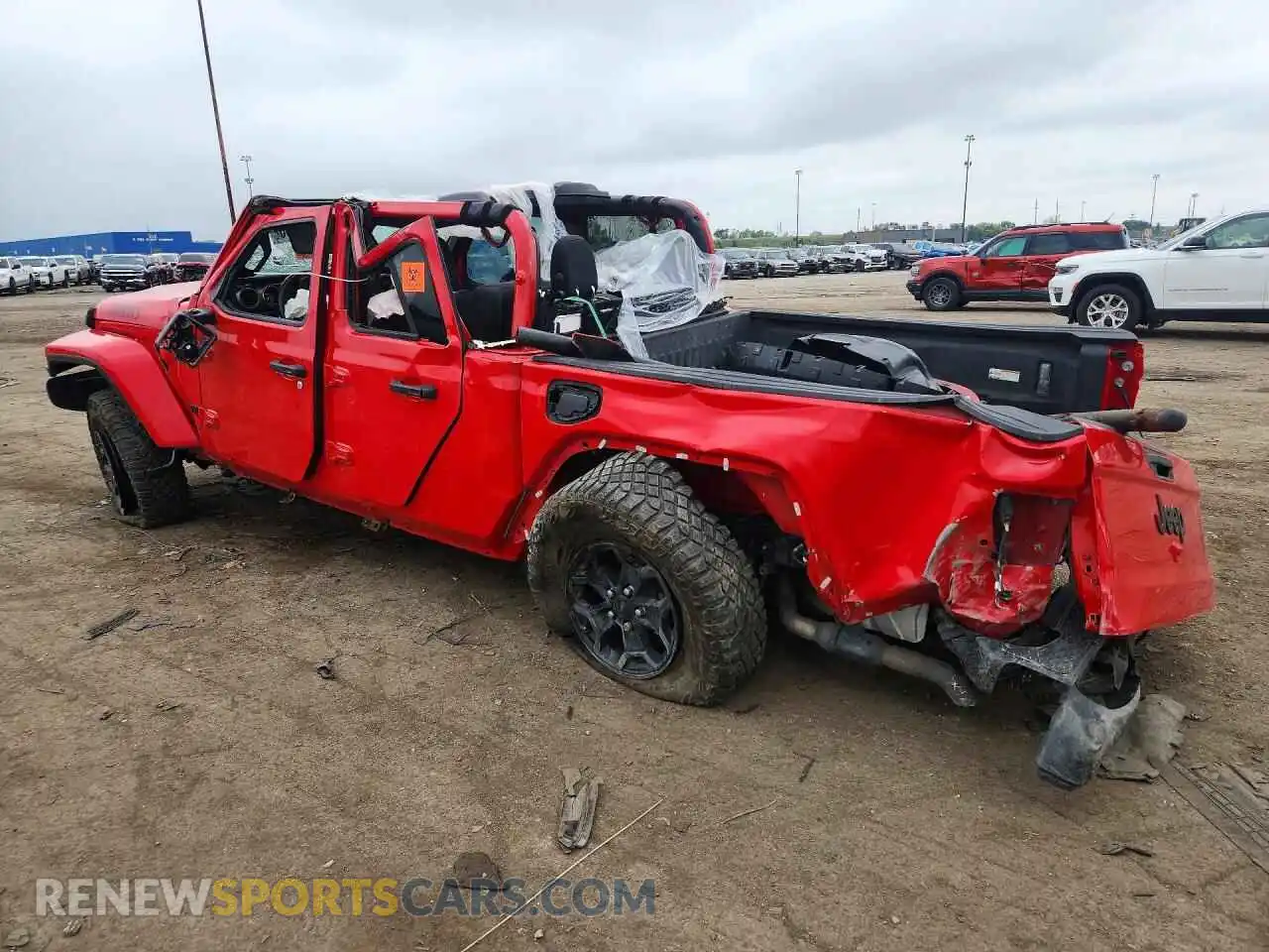 2 Фотография поврежденного автомобиля 1C6HJTAG5ML614096 JEEP GLADIATOR 2021
