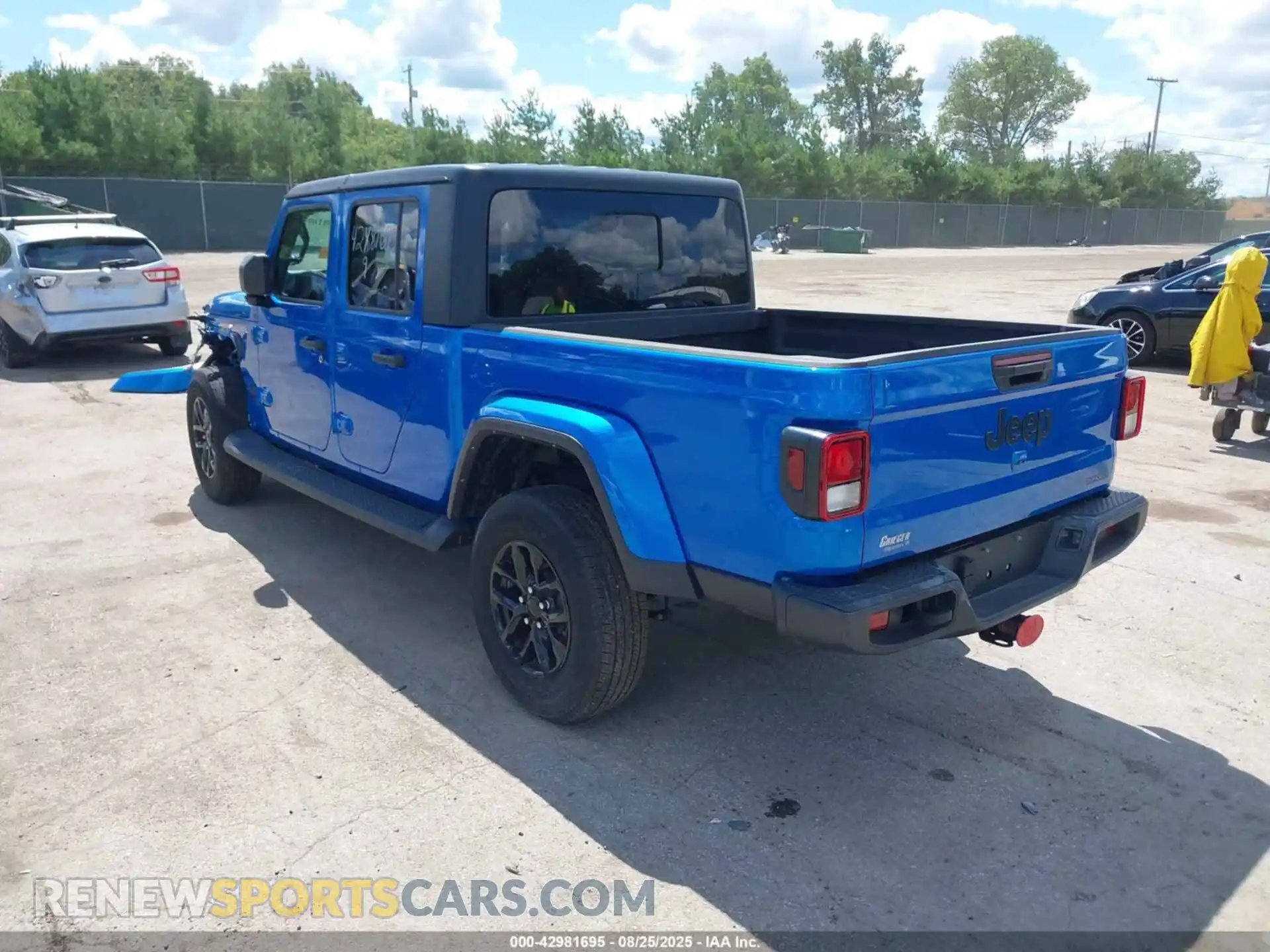 3 Фотография поврежденного автомобиля 1C6HJTAG5ML622540 JEEP GLADIATOR 2021