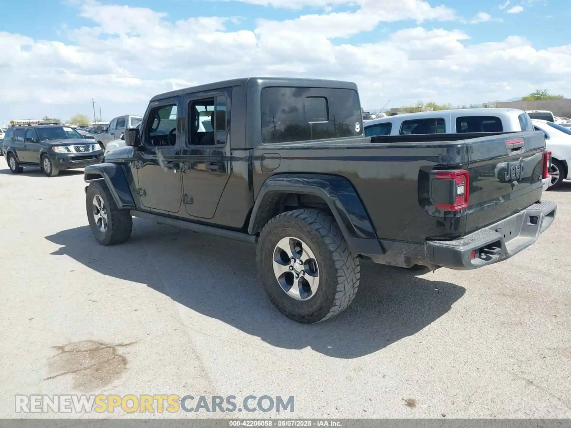 3 Photograph of a damaged car 1C6HJTAG7ML523718 JEEP GLADIATOR 2021