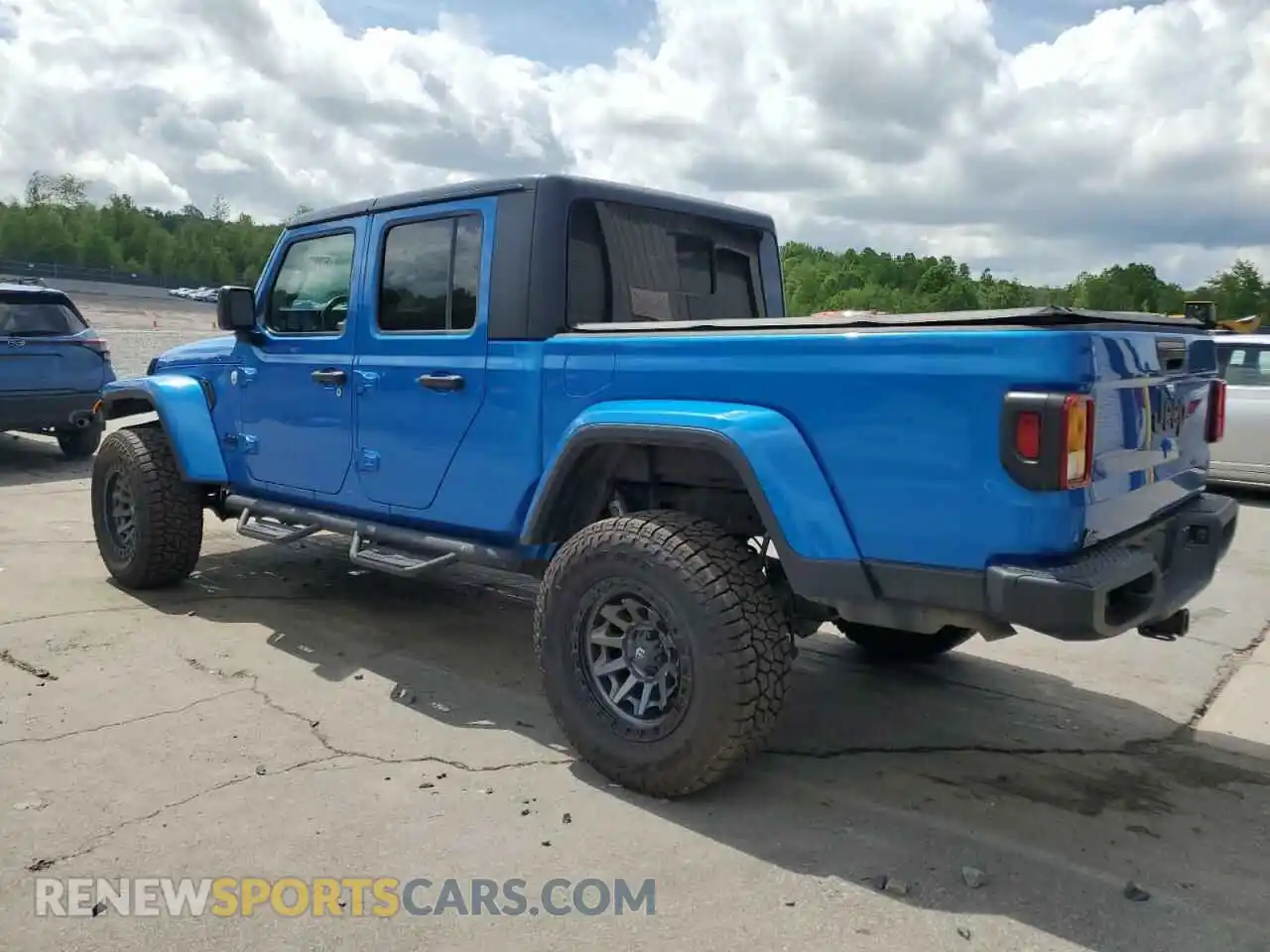 2 Photograph of a damaged car 1C6HJTAG7ML553303 JEEP GLADIATOR 2021