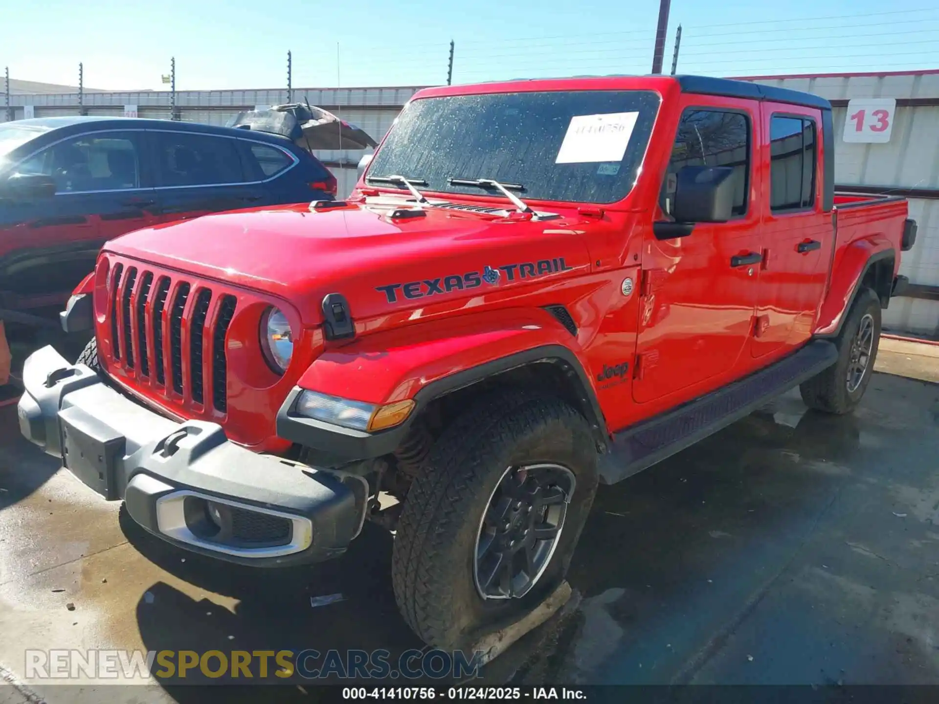 2 Photograph of a damaged car 1C6HJTAG7ML609661 JEEP GLADIATOR 2021