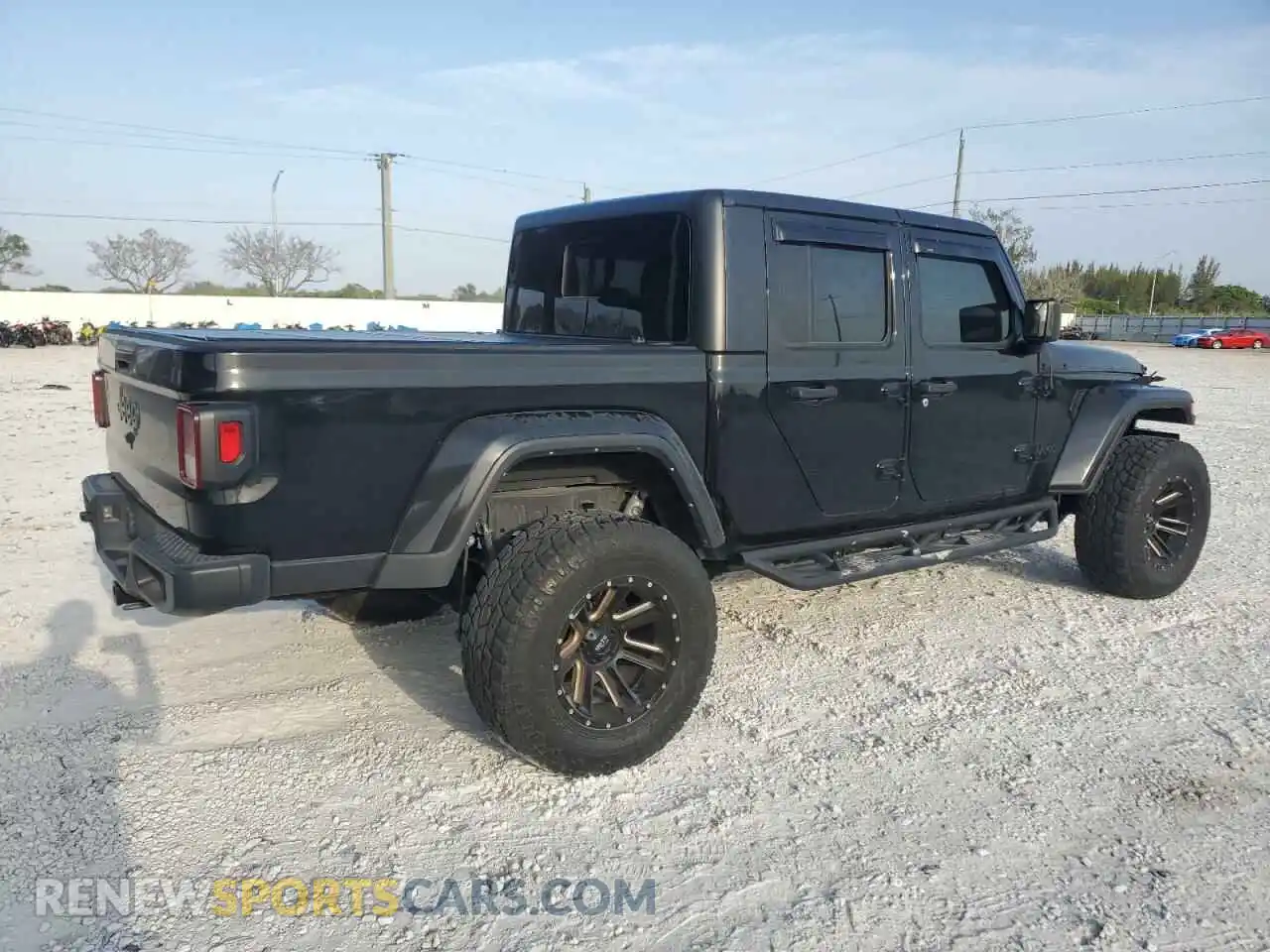3 Photograph of a damaged car 1C6HJTAG7ML617369 JEEP GLADIATOR 2021