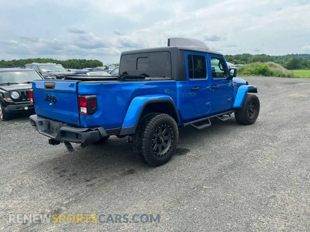 3 Photograph of a damaged car 1C6HJTAG8ML520827 JEEP GLADIATOR 2021
