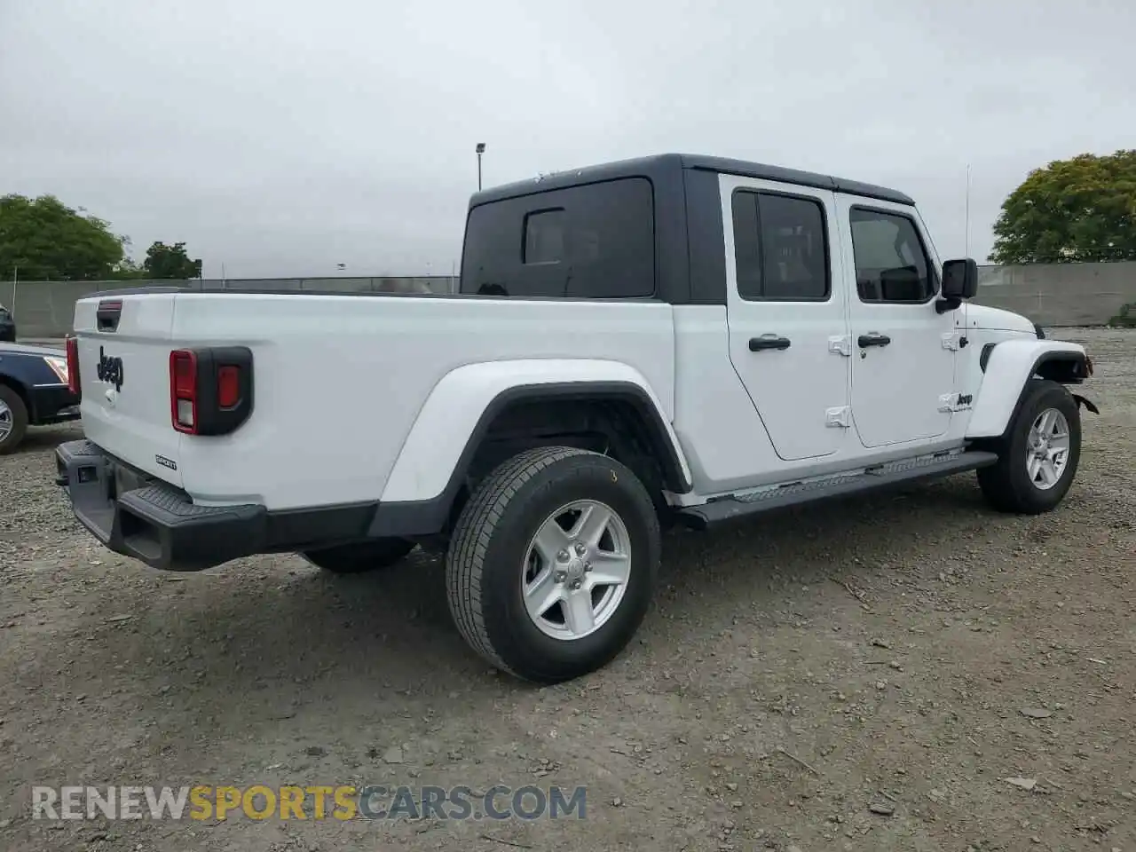 3 Photograph of a damaged car 1C6HJTAG9ML547258 JEEP GLADIATOR 2021
