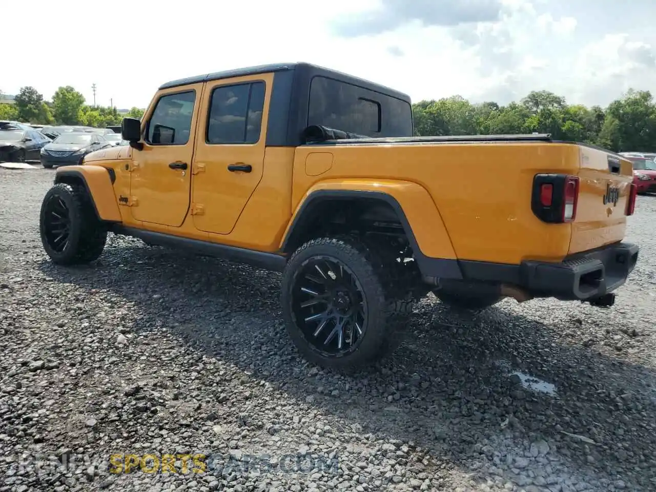 2 Photograph of a damaged car 1C6HJTAG9ML561192 JEEP GLADIATOR 2021