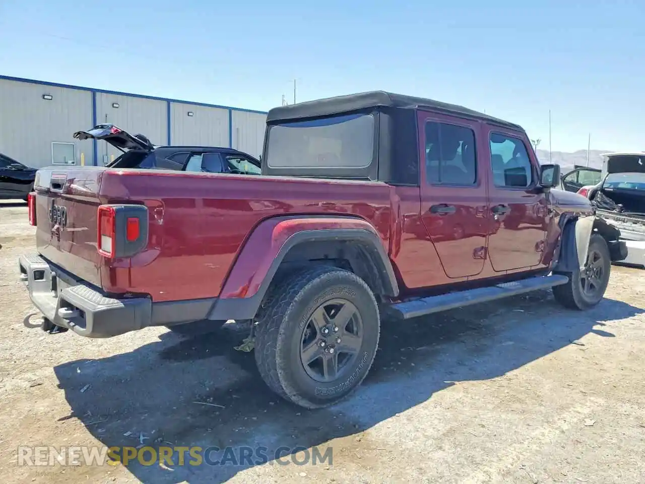 3 Photograph of a damaged car 1C6HJTAGXML573755 JEEP GLADIATOR 2021