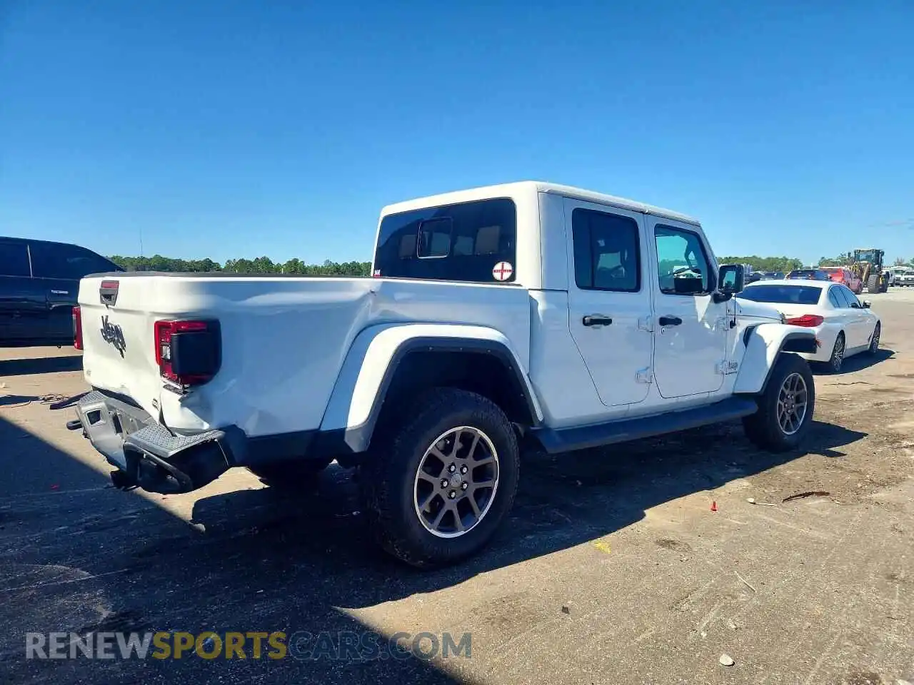 3 Photograph of a damaged car 1C6HJTFG0ML591366 JEEP GLADIATOR 2021