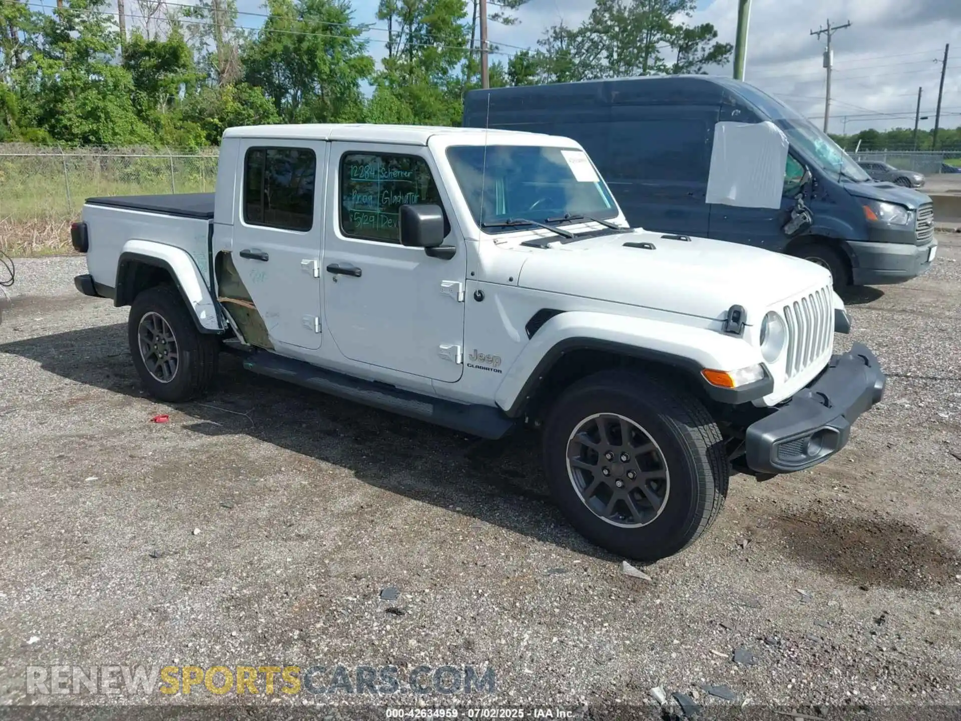 1 Photograph of a damaged car 1C6HJTFG3ML584038 JEEP GLADIATOR 2021