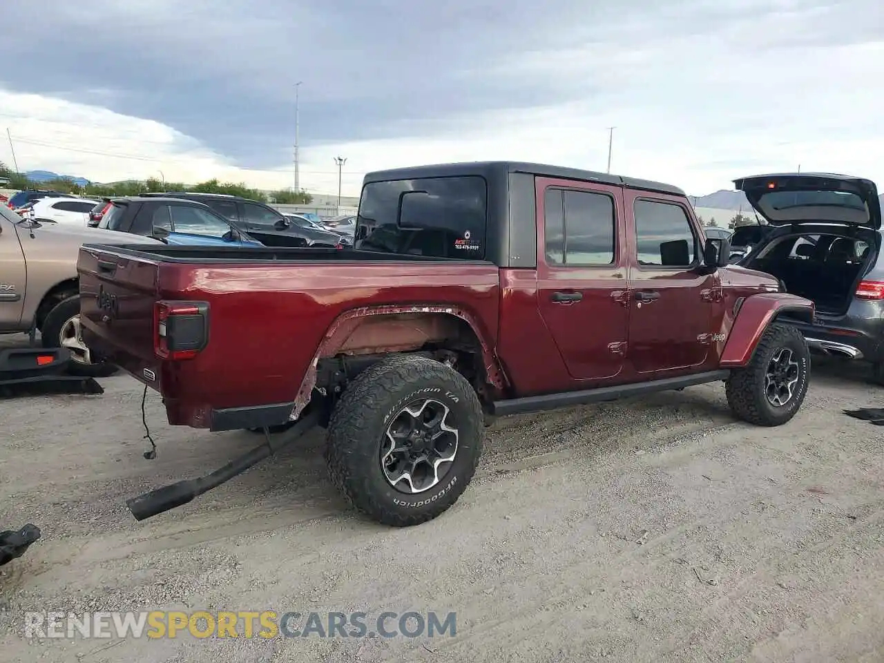 3 Photograph of a damaged car 1C6HJTFG5ML528392 JEEP GLADIATOR 2021