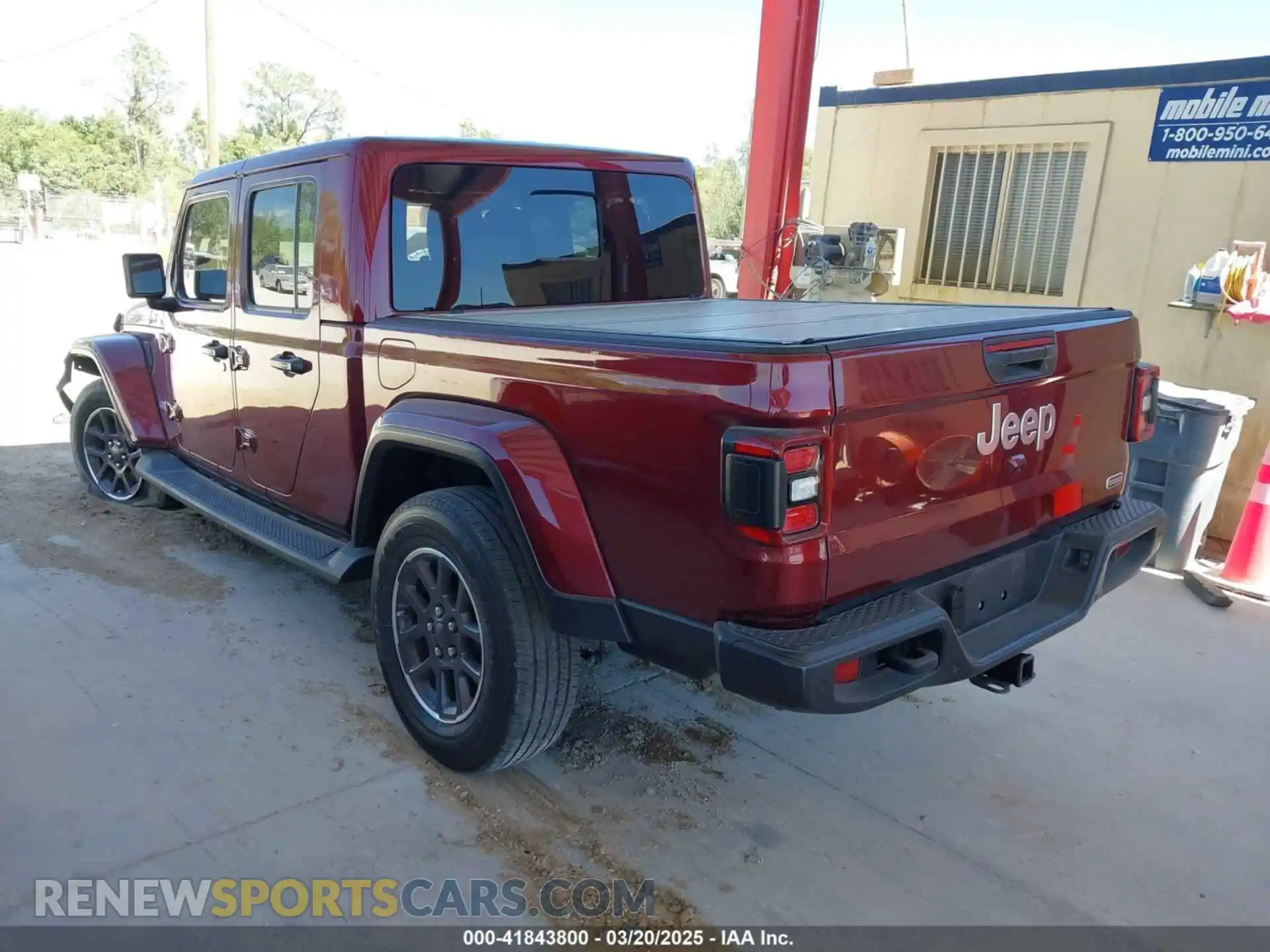 3 Photograph of a damaged car 1C6HJTFGXML553983 JEEP GLADIATOR 2021