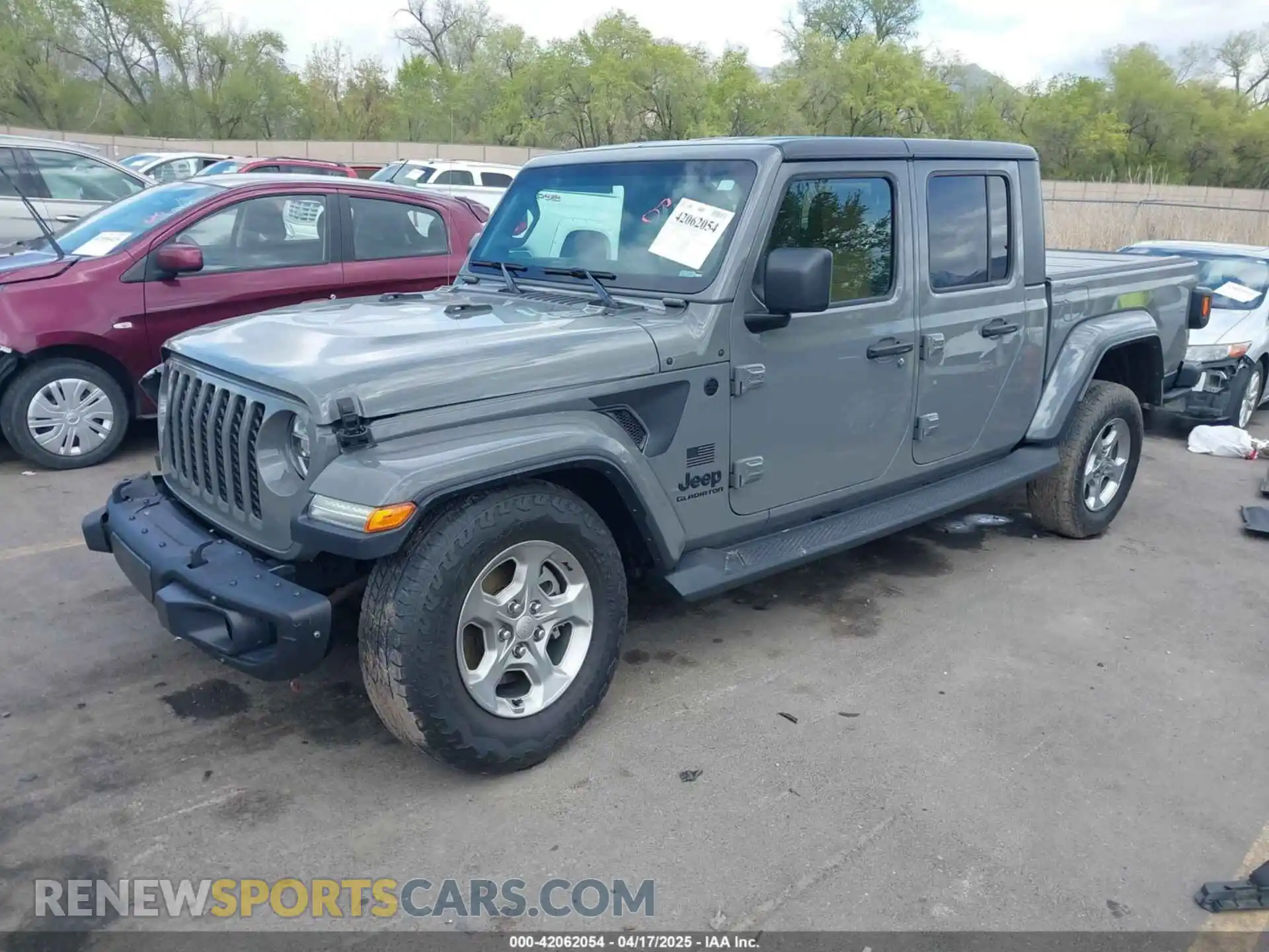 2 Photograph of a damaged car 1C6JJTAG8ML583556 JEEP GLADIATOR 2021