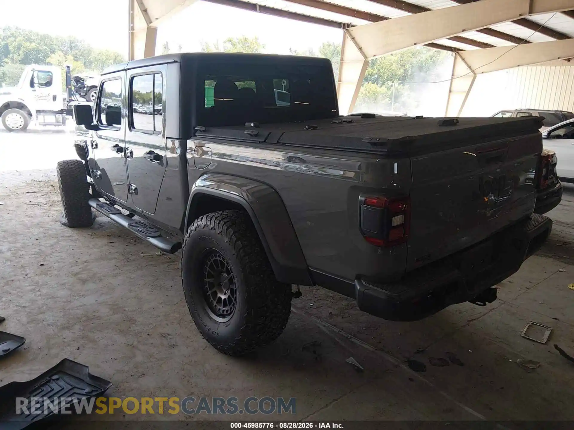 3 Photograph of a damaged car 1C6JJTAMXML543923 JEEP GLADIATOR 2021