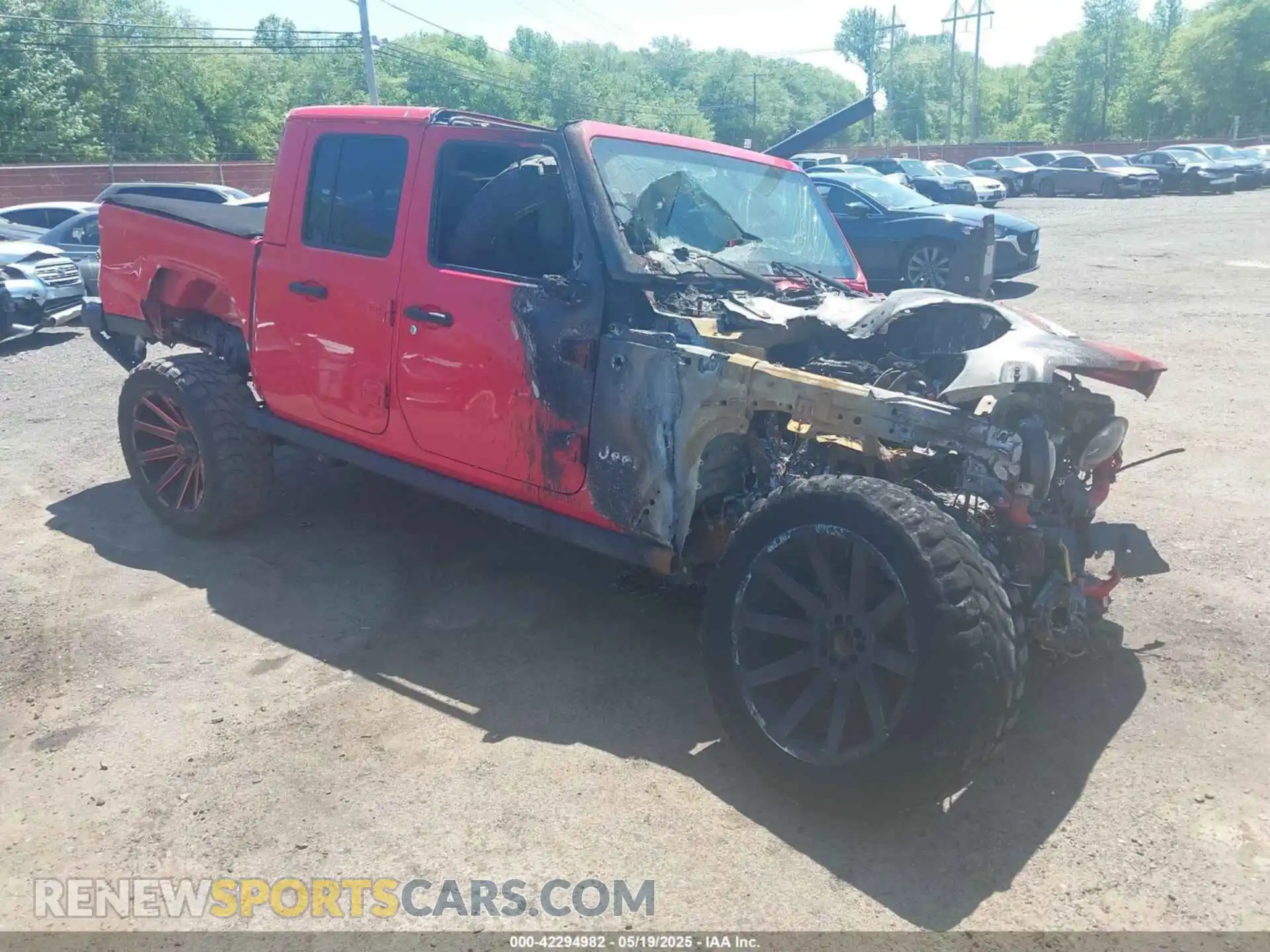 1 Photograph of a damaged car 1C6JJTBG4ML538371 JEEP GLADIATOR 2021