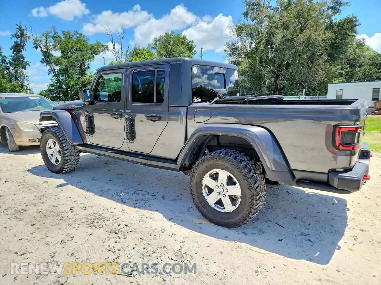 2 Фотография поврежденного автомобиля 1C6JJTBG4ML589112 JEEP GLADIATOR 2021
