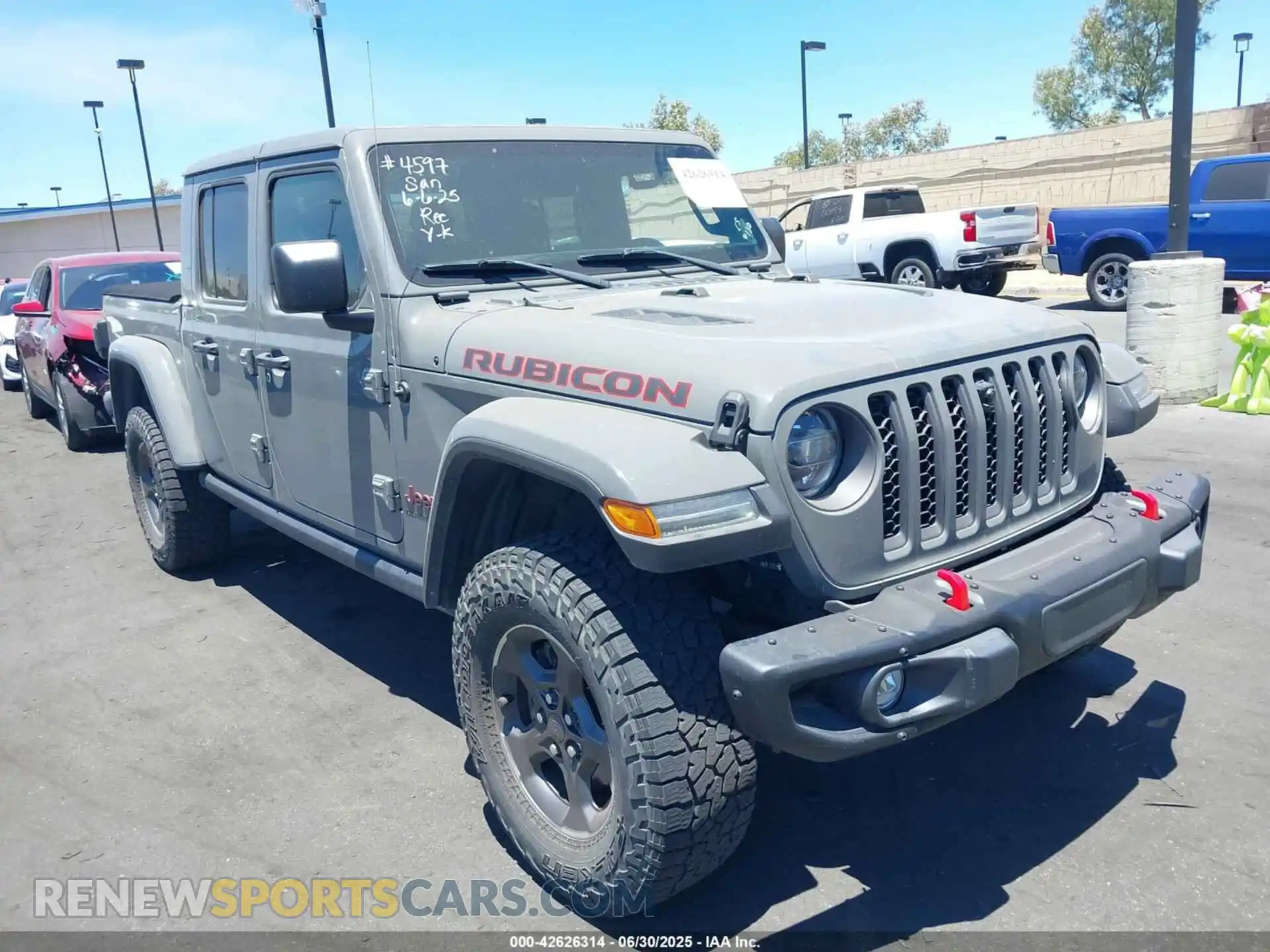 1 Photograph of a damaged car 1C6JJTBG8ML561572 JEEP GLADIATOR 2021