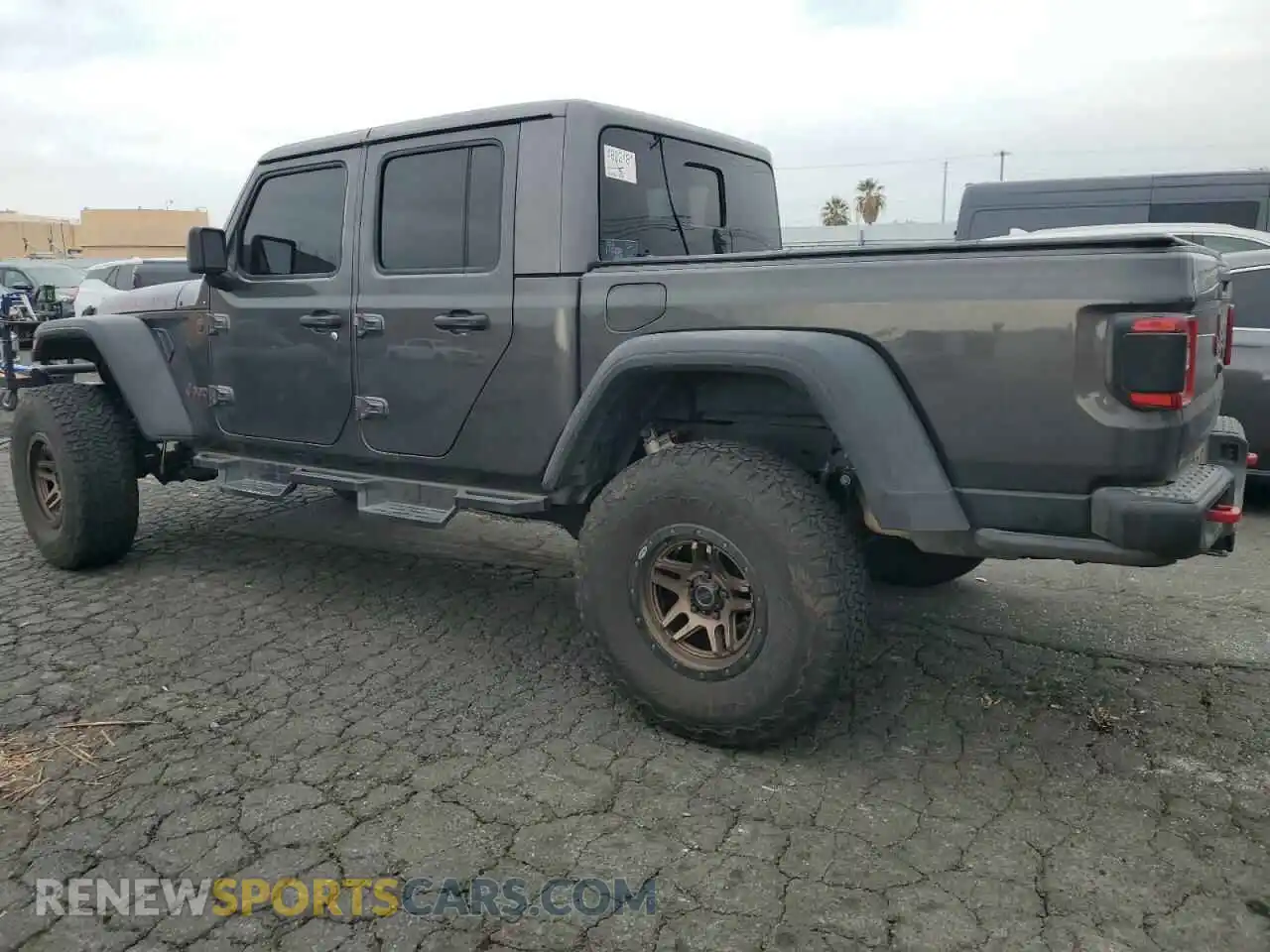 2 Photograph of a damaged car 1C6JJTBG9ML512347 JEEP GLADIATOR 2021