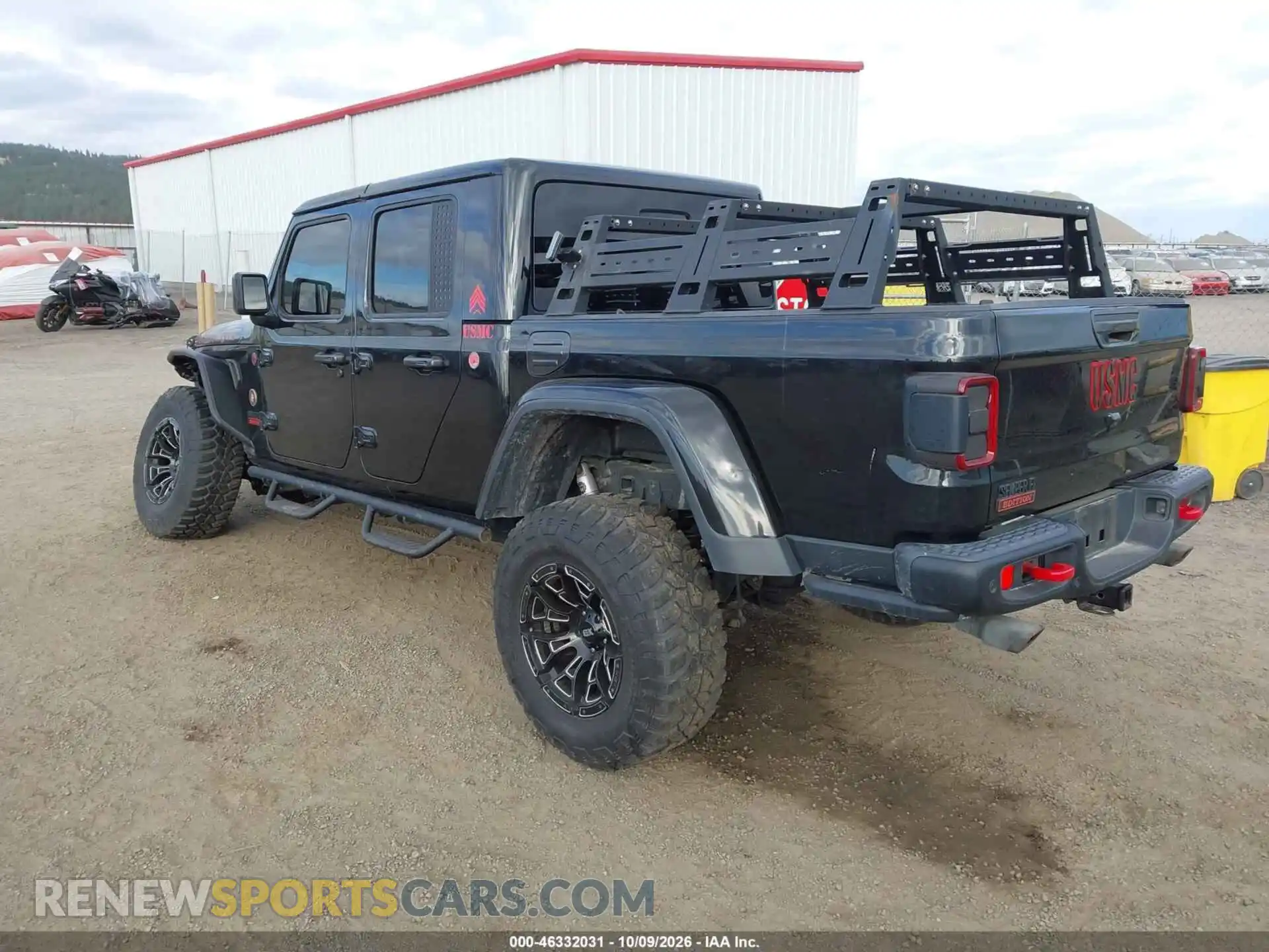 3 Photograph of a damaged car 1C6JJTBG9ML545283 JEEP GLADIATOR 2021