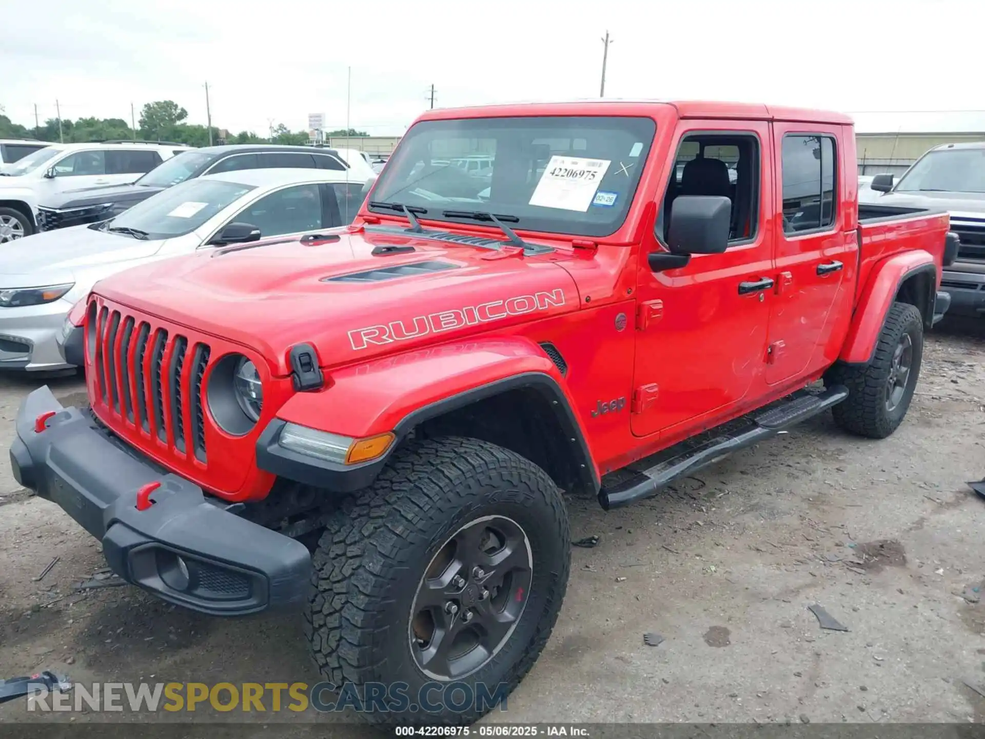 2 Photograph of a damaged car 1C6JJTBG9ML569289 JEEP GLADIATOR 2021