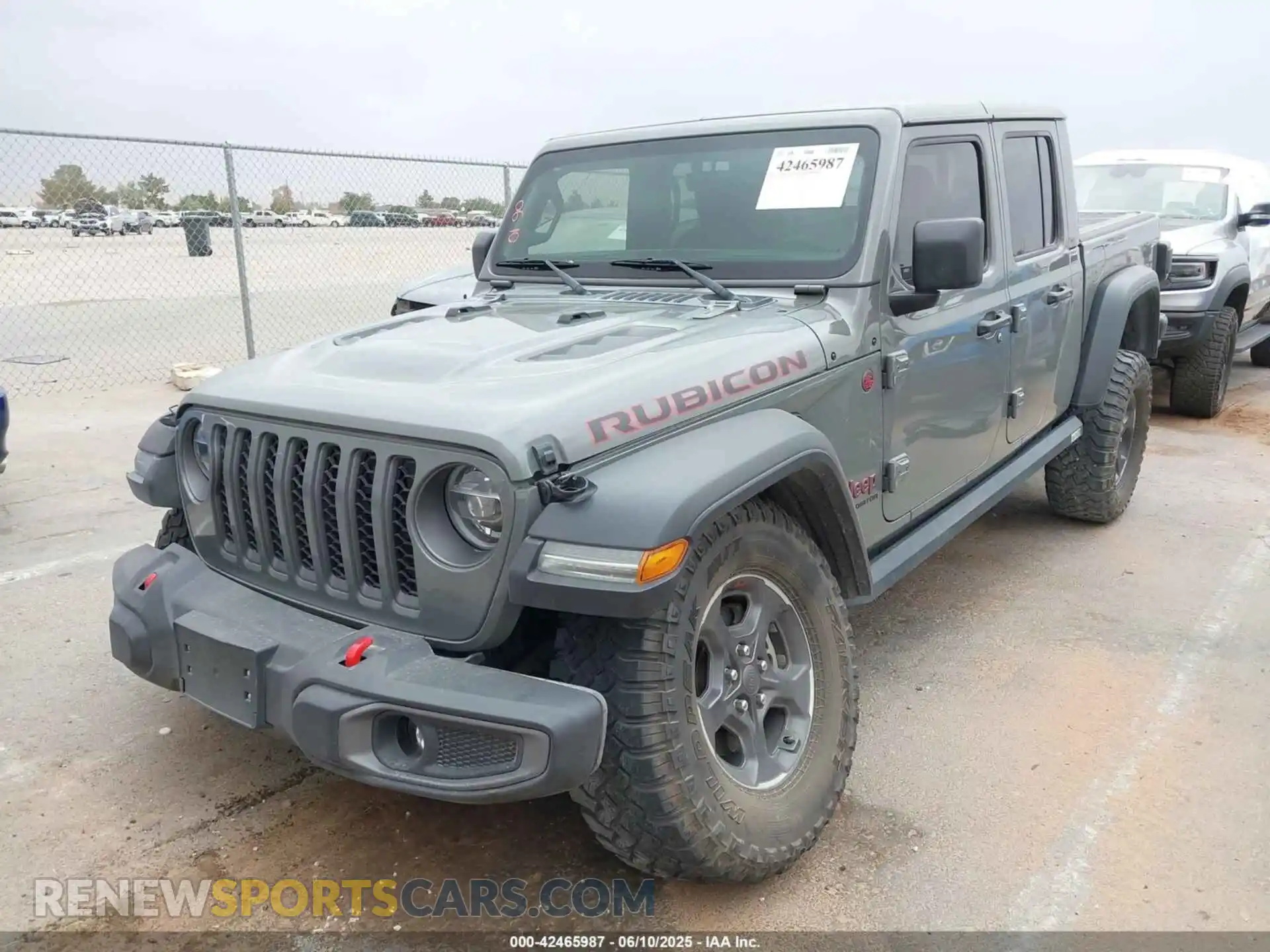 2 Photograph of a damaged car 1C6JJTBM2ML503446 JEEP GLADIATOR 2021